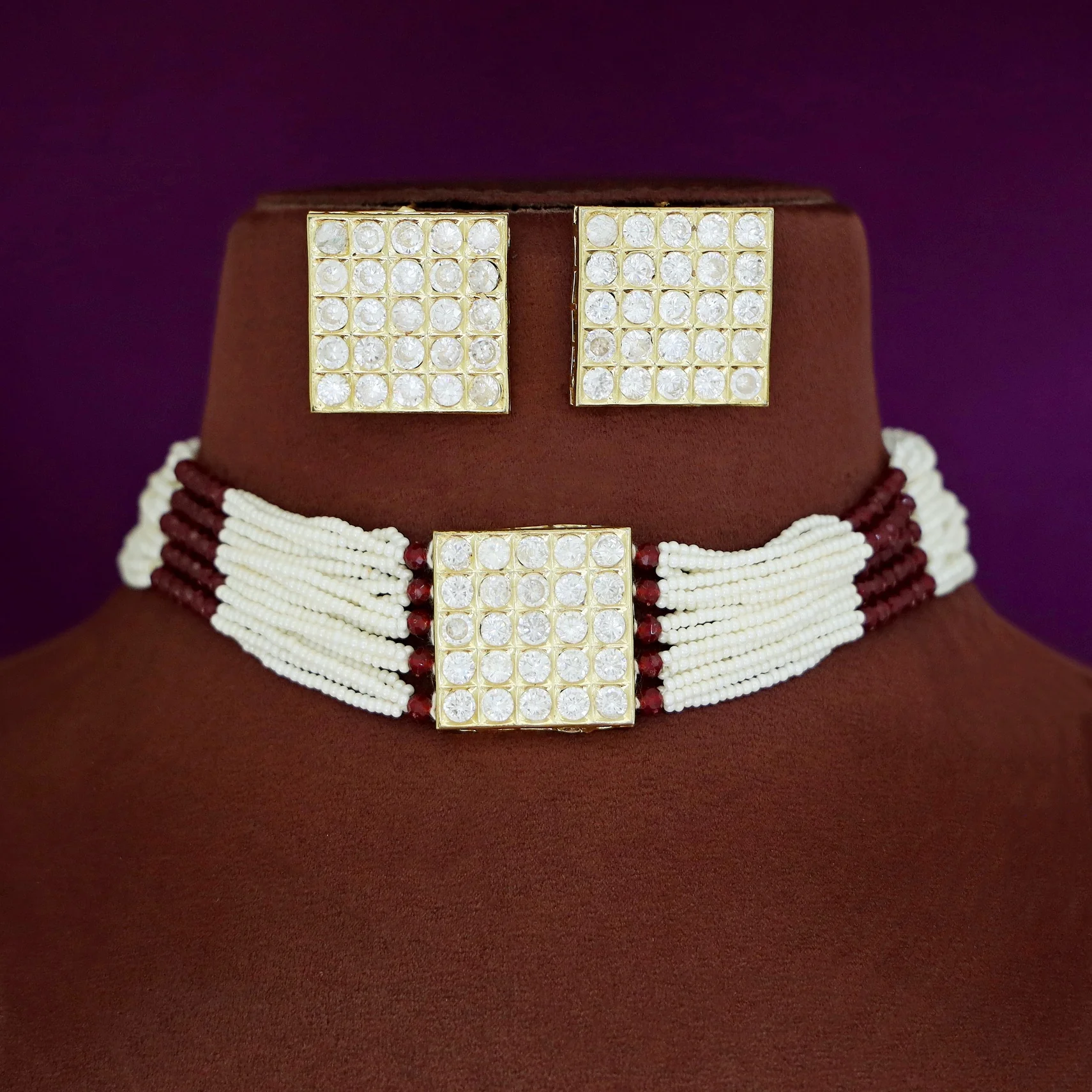 Sreebala Choker With Square Stud - Image 2