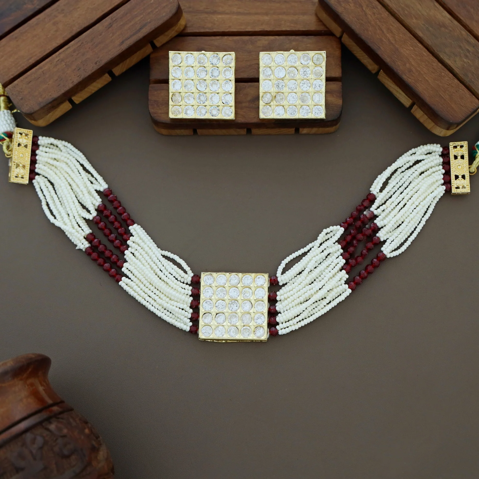 Sreebala Choker With Square Stud - Image 5
