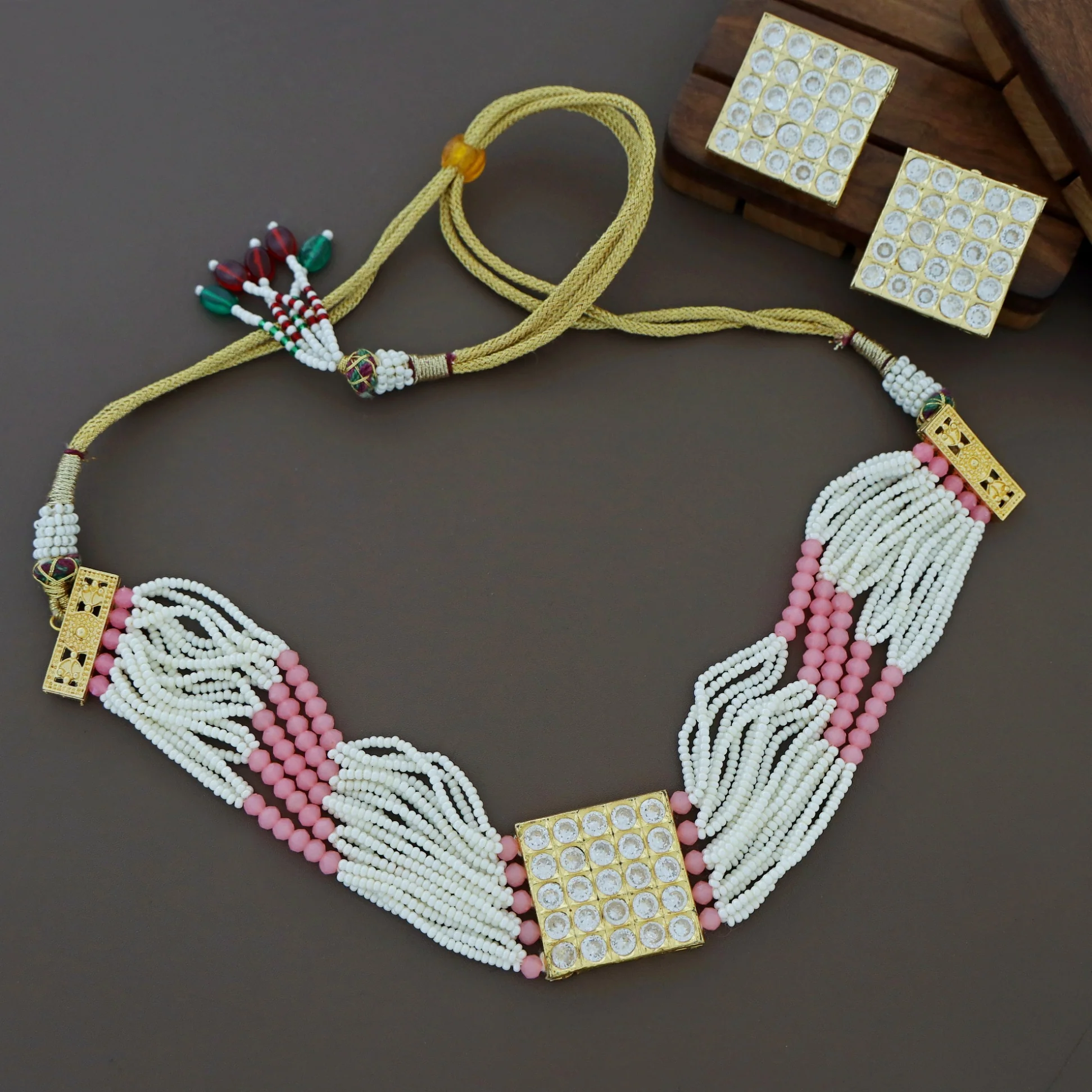 Sreebala Choker With Square Stud - Image 9