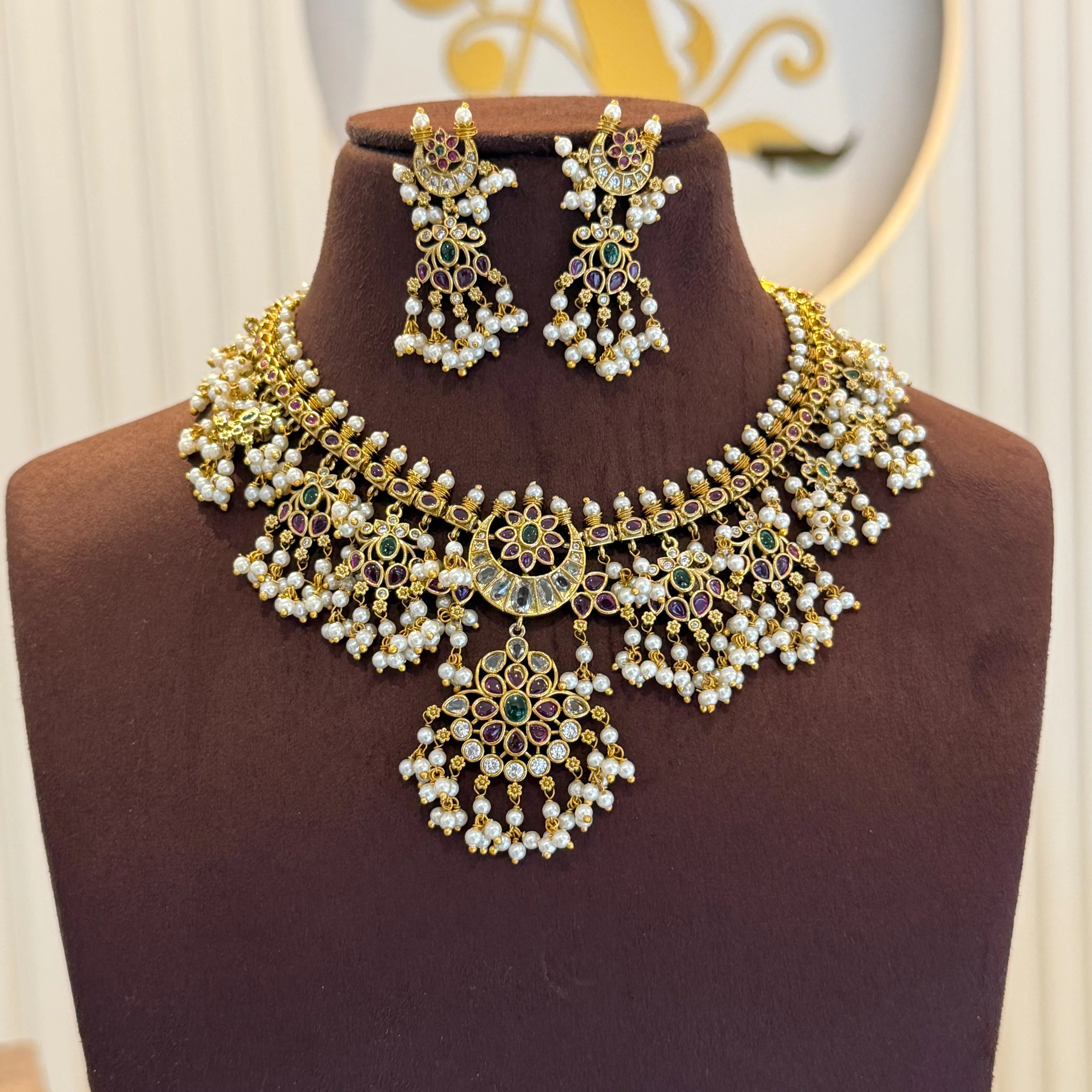 Sreemayi Half Moon Cluster Pearl Floral Short Neckpiece With Earring - Image 3