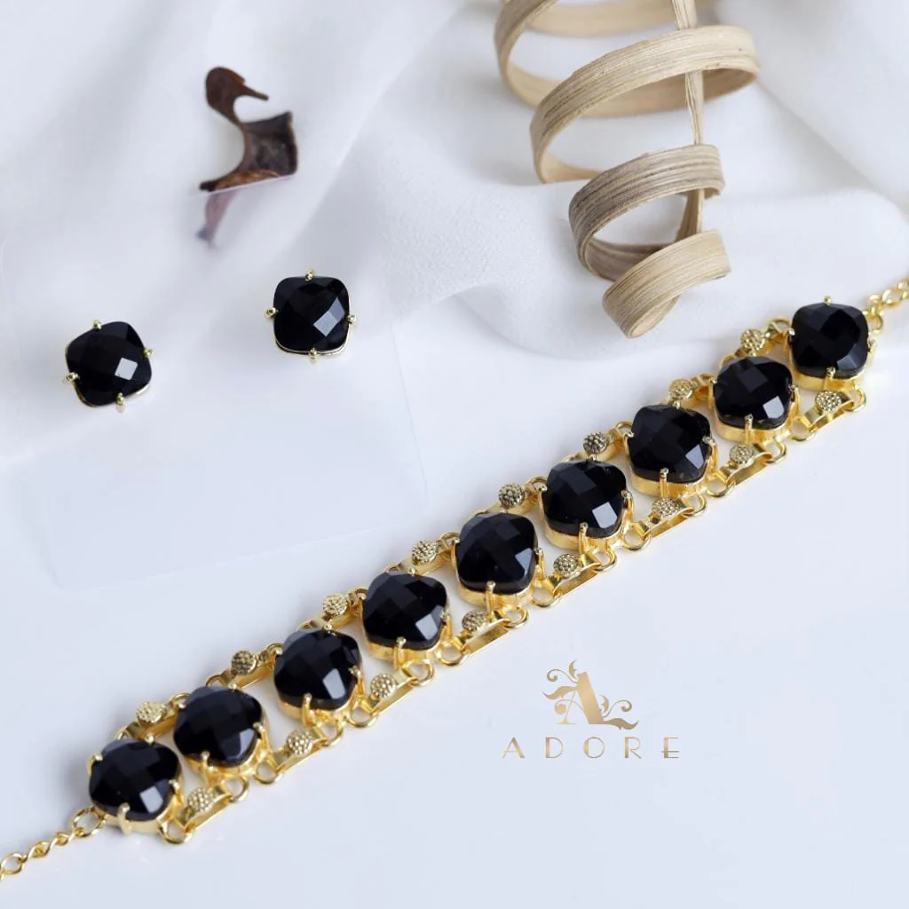 Srindha Choker With Earring - Image 7