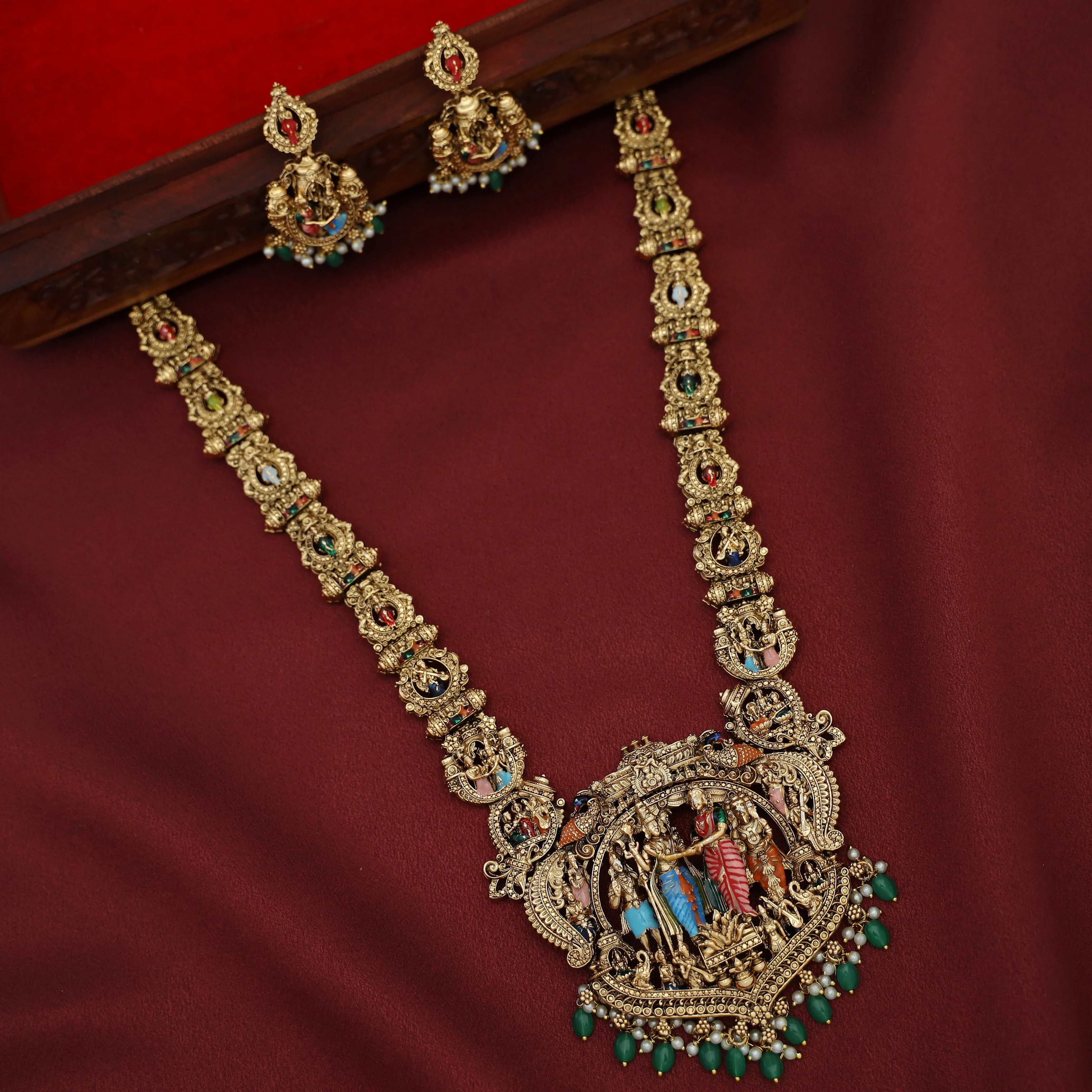 Srinivasa Kalyana Bridal Long Haram With Earring - Image 4