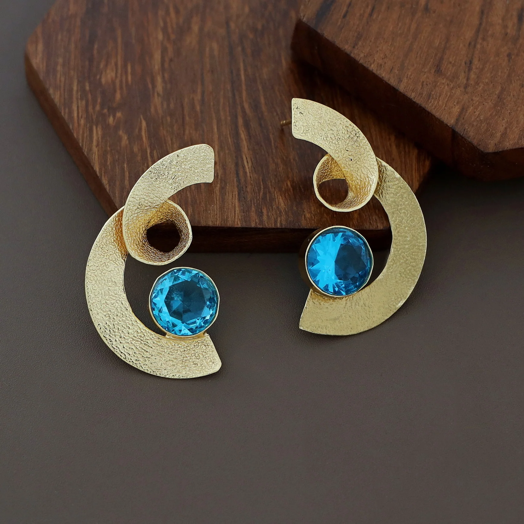 Katalina Golden Textured Glossy Stone Earring - Image 10