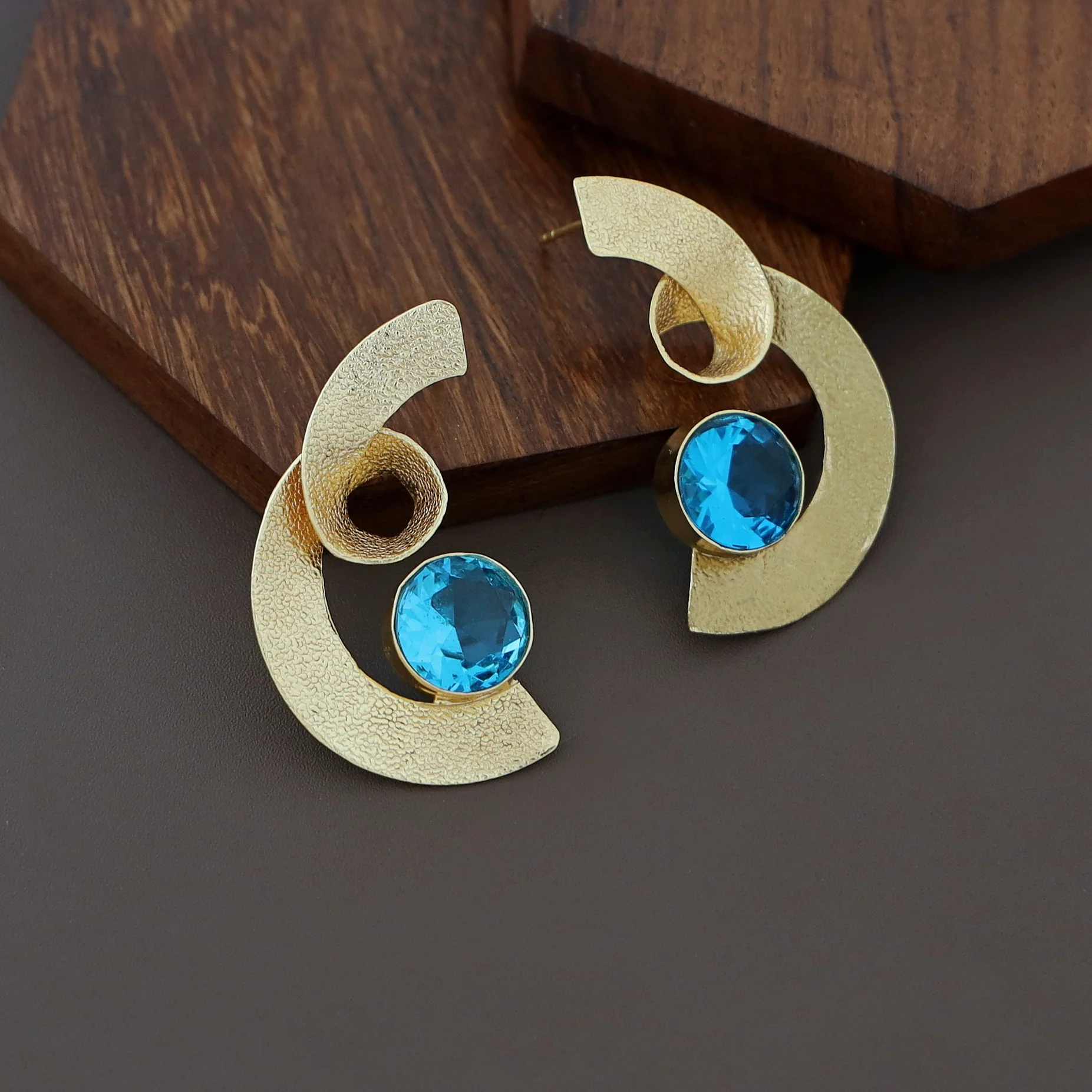 Katalina Golden Textured Glossy Stone Earring - Image 11