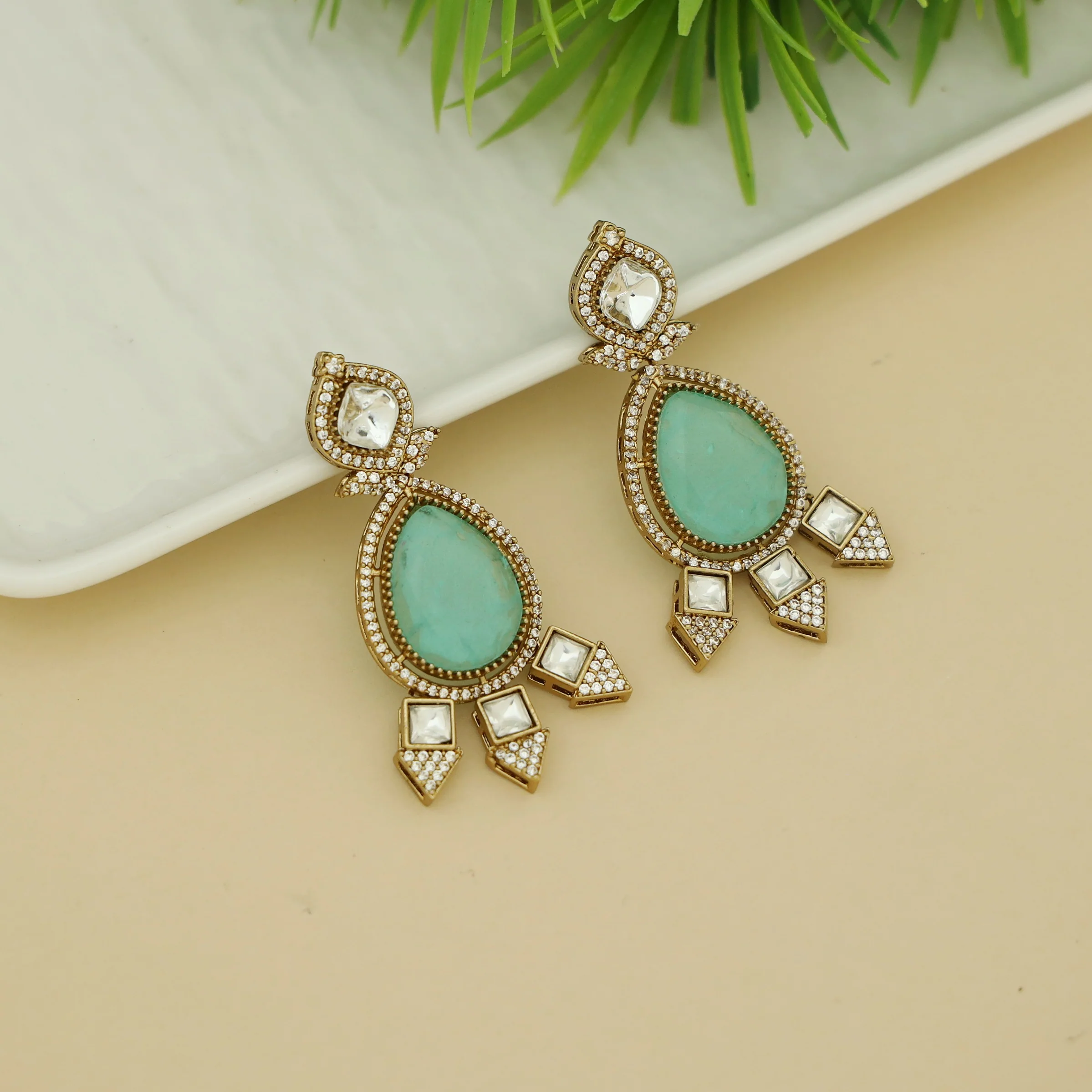 Sudha Drop Glossy Stone Kundan Earring - Image 11