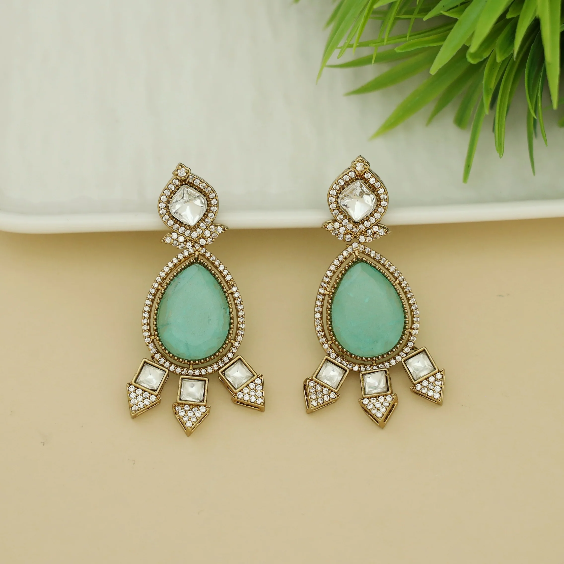 Sudha Drop Glossy Stone Kundan Earring - Image 12