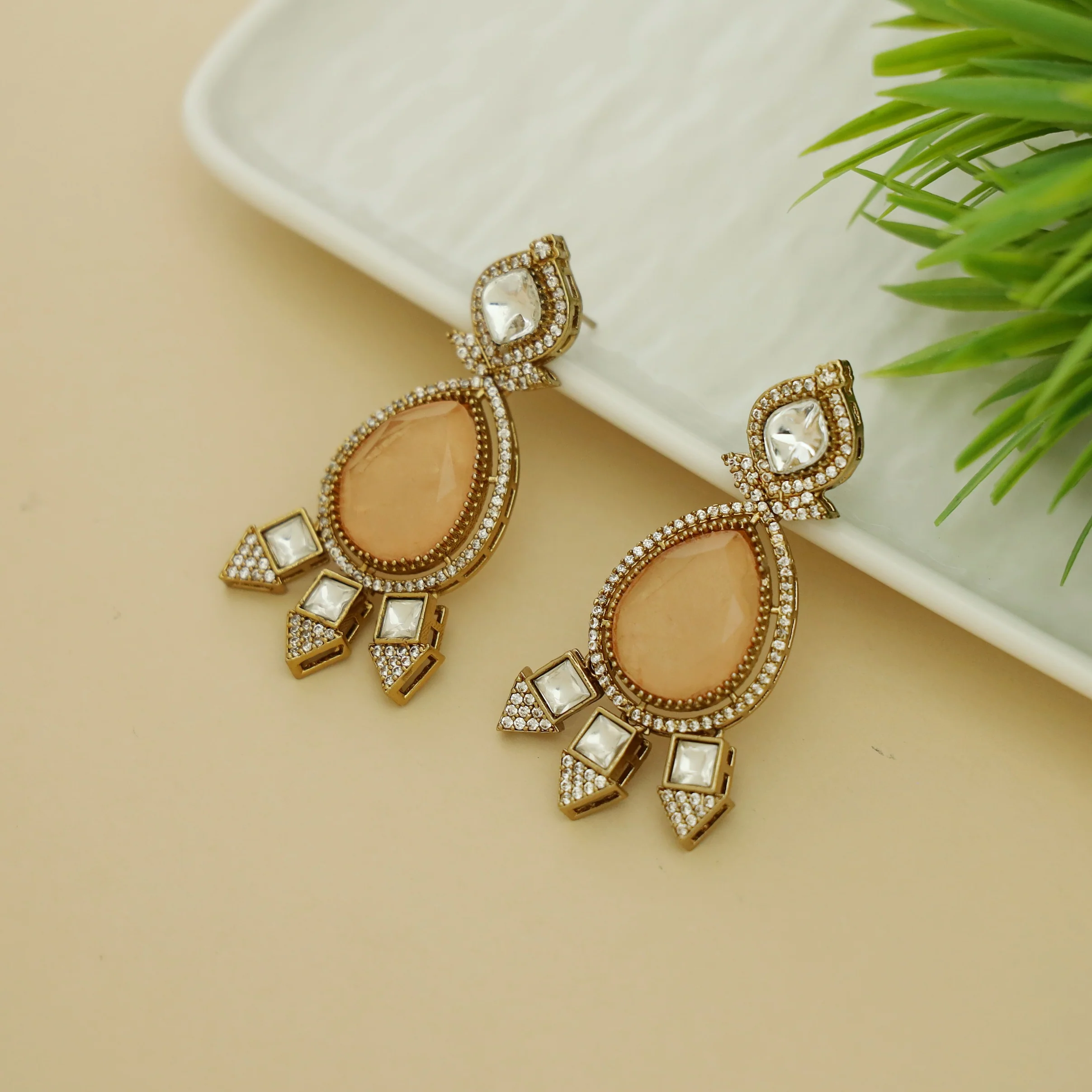 Sudha Drop Glossy Stone Kundan Earring - Image 9