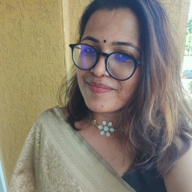 Suganya Mop Choker With Stud - Image 9
