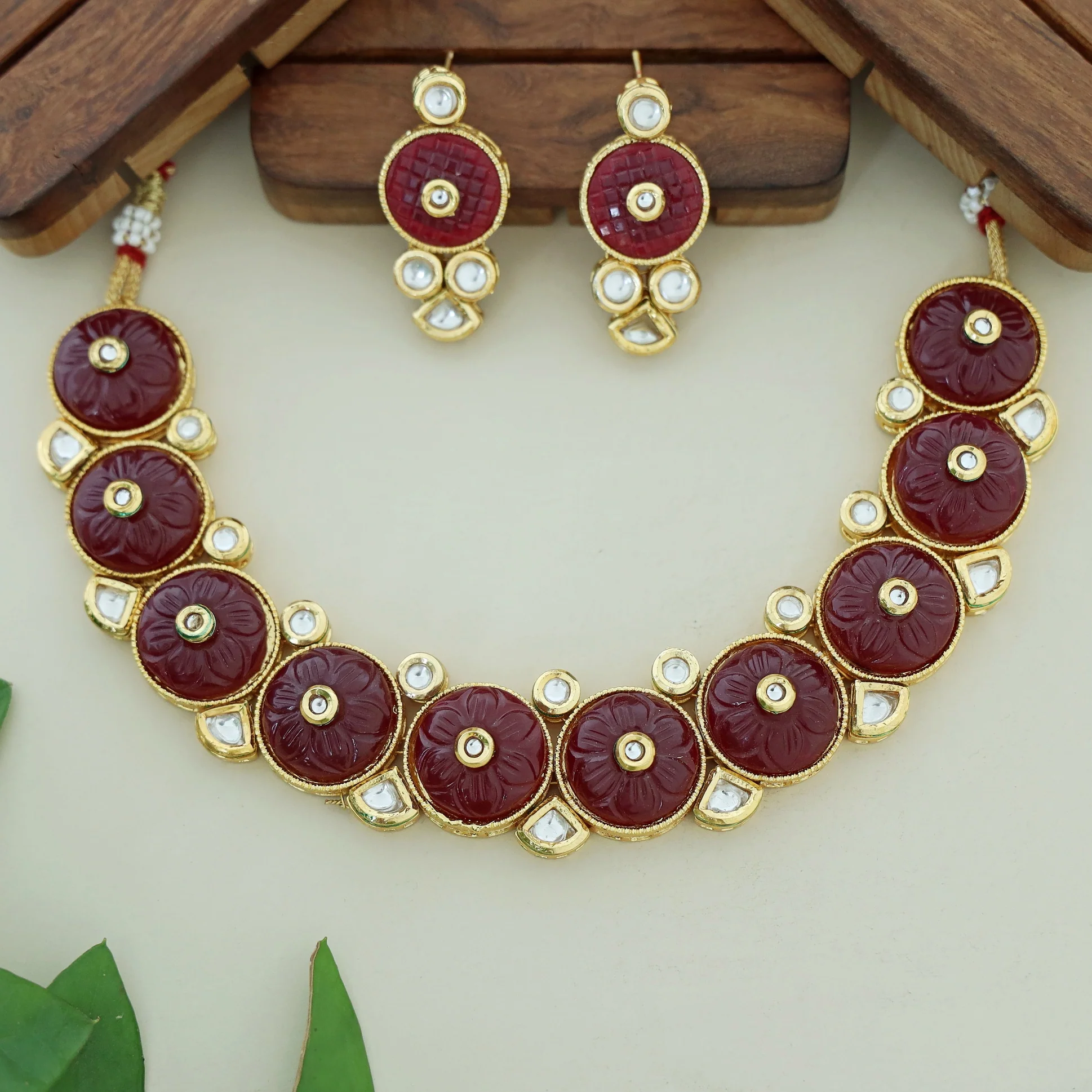 Suhasini Kundan Neckpiece With Earring - Image 3