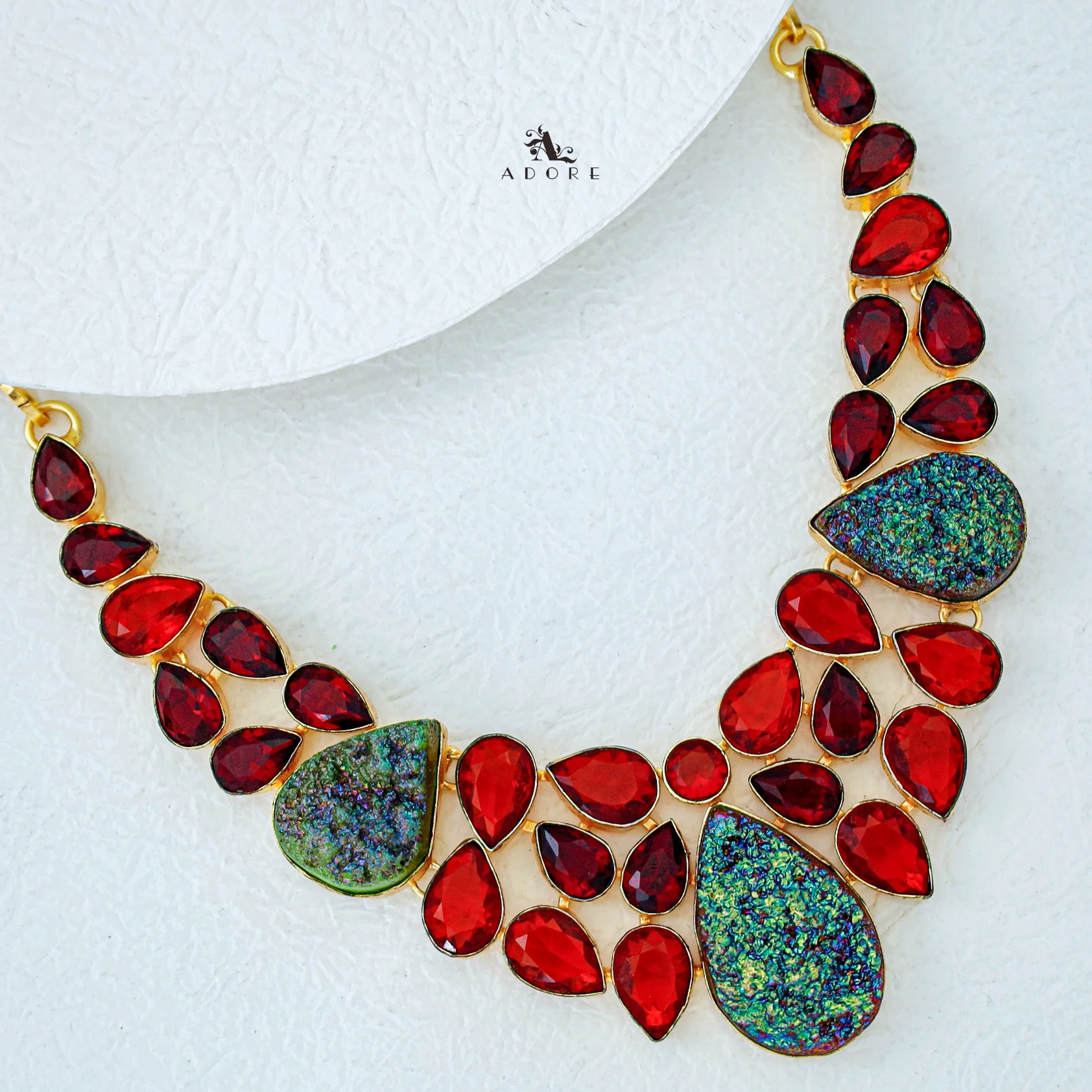Sunaina Glow Neckpiece - Image 2