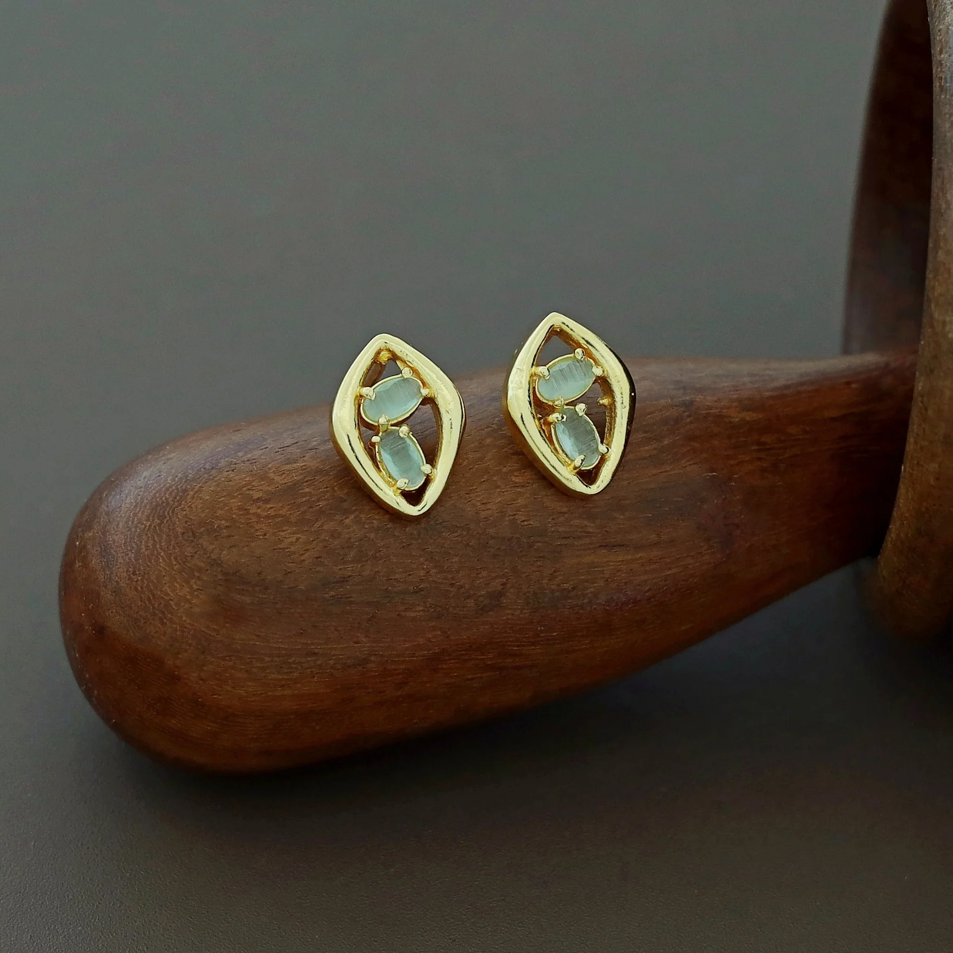 Supriya Golden Dual Glossy Eye Shaped Earring - Image 4