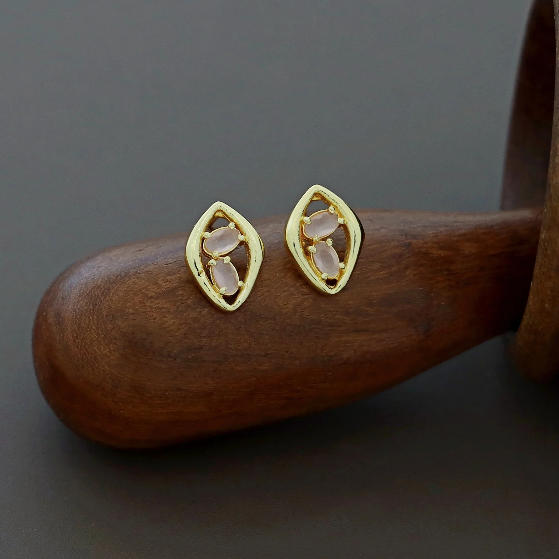 Supriya Golden Dual Glossy Eye Shaped Earring - Image 5