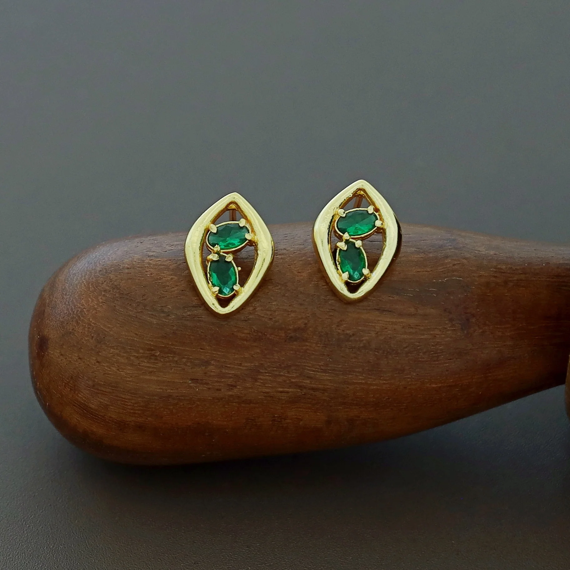 Supriya Golden Dual Glossy Eye Shaped Earring - Image 8