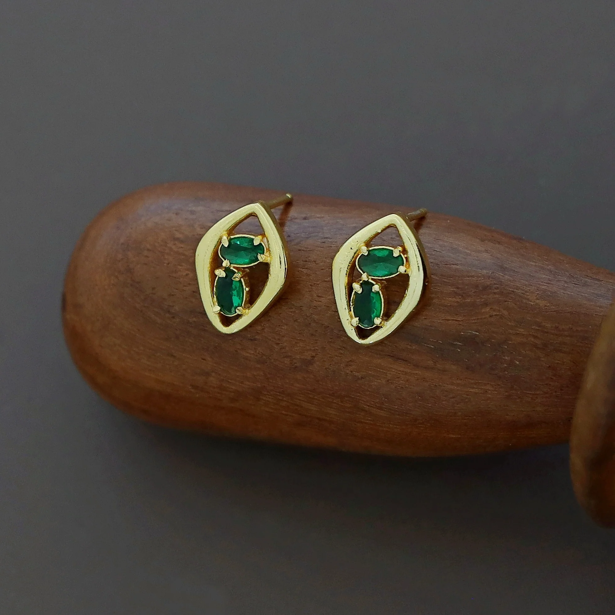 Supriya Golden Dual Glossy Eye Shaped Earring - Image 9