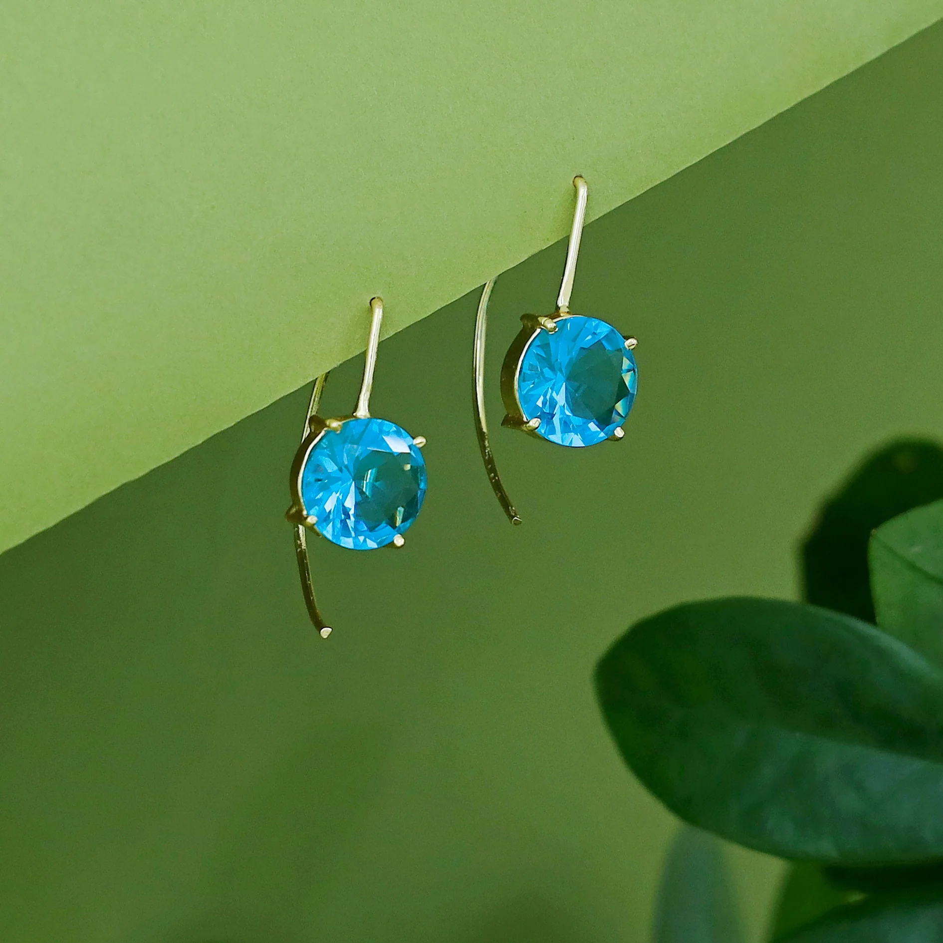Susanna Claw Circle Glossy Stone Hoop Earring - Image 11