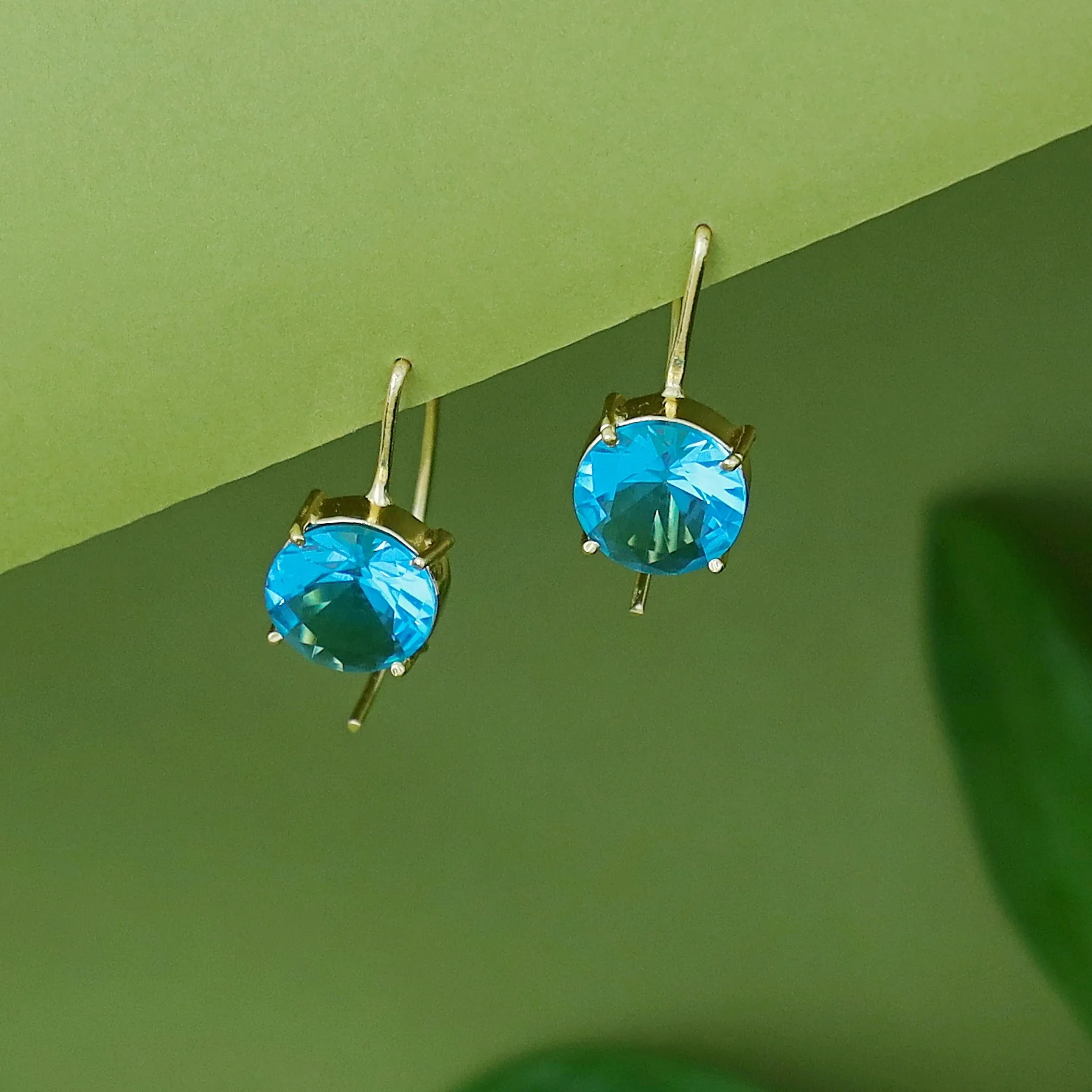 Susanna Claw Circle Glossy Stone Hoop Earring - Image 12