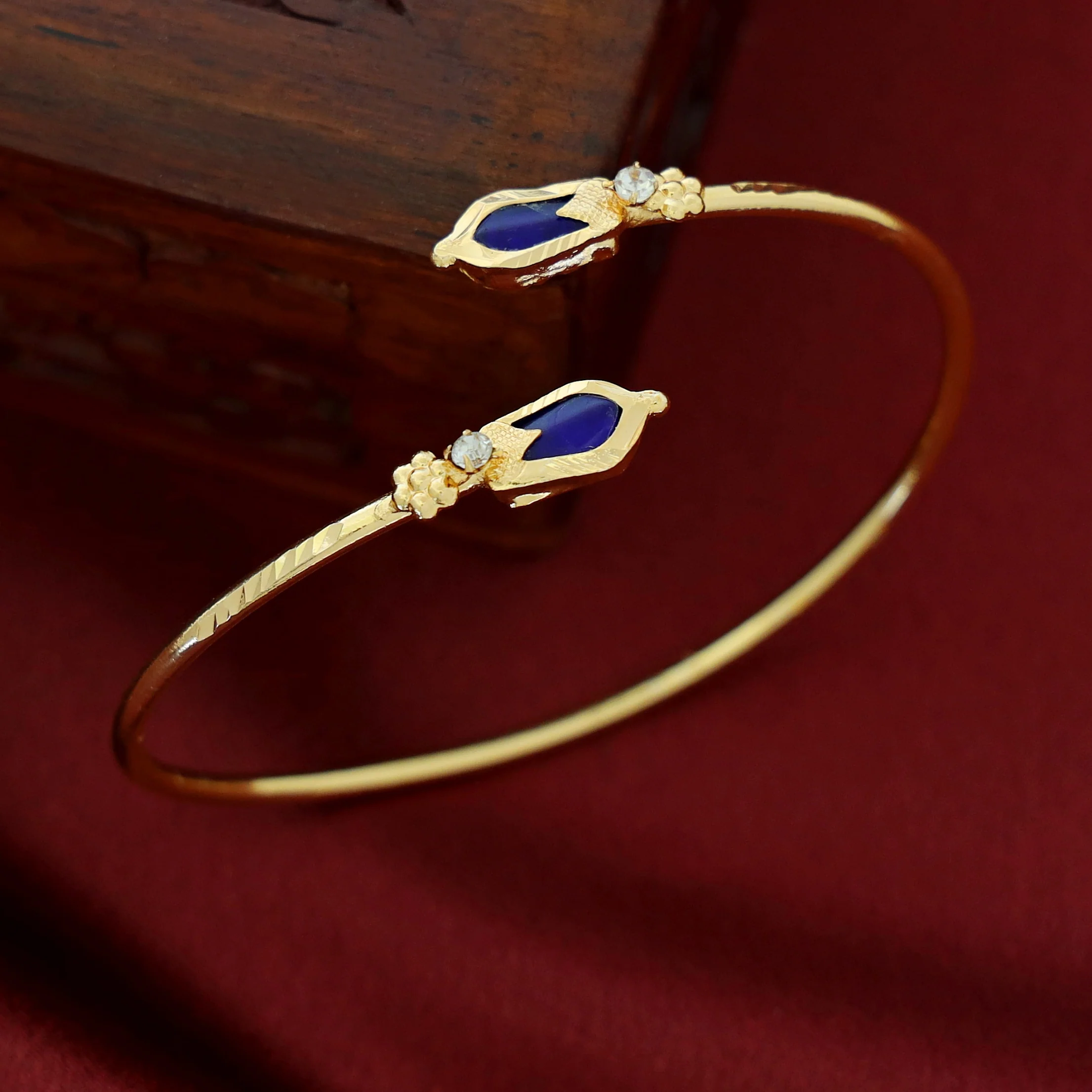 Suvarna Flower Bangle - Image 3