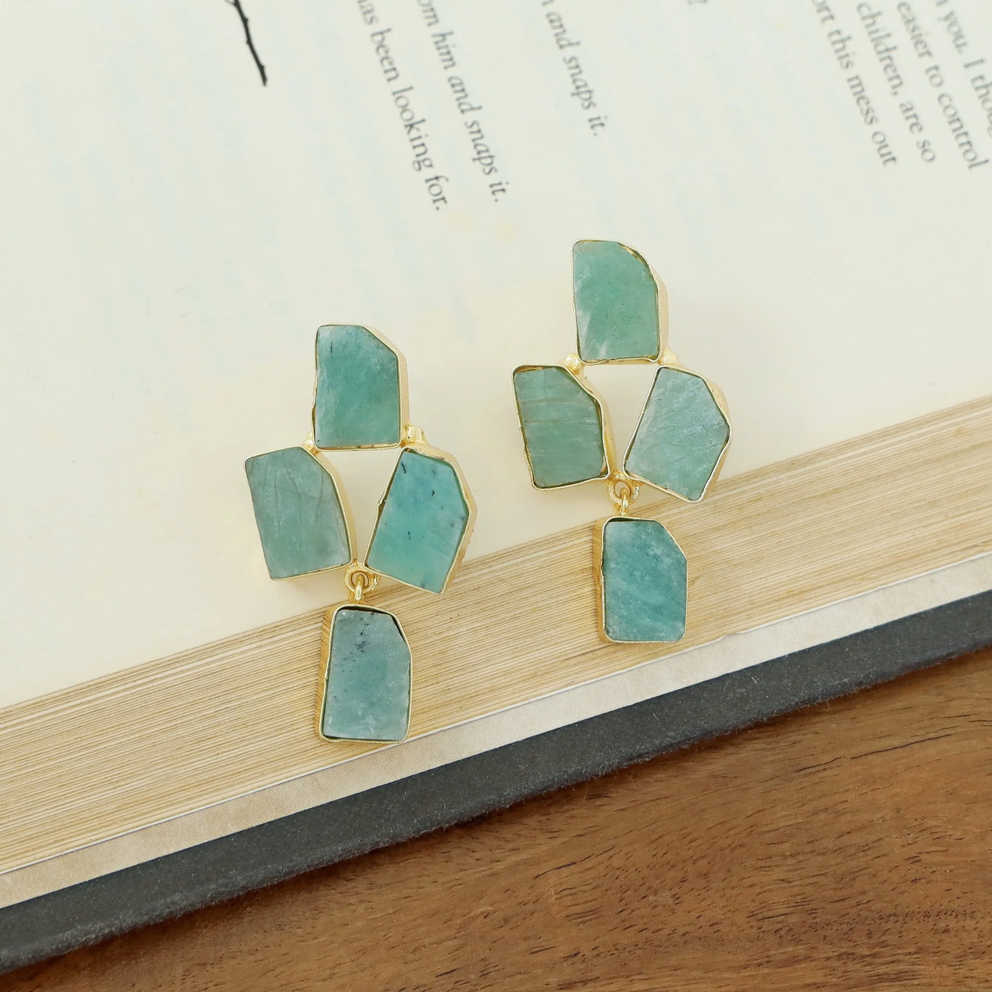 Suzy Golden Tetra Raw Stone Earring - Image 9