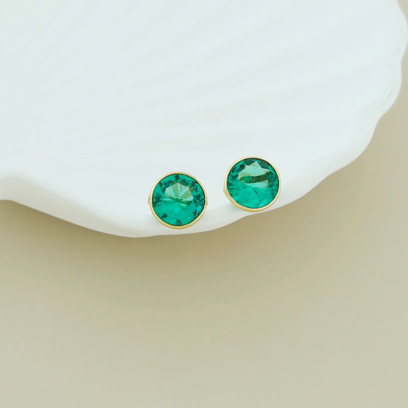 Taina Glossy Round Stone Stud - Image 22