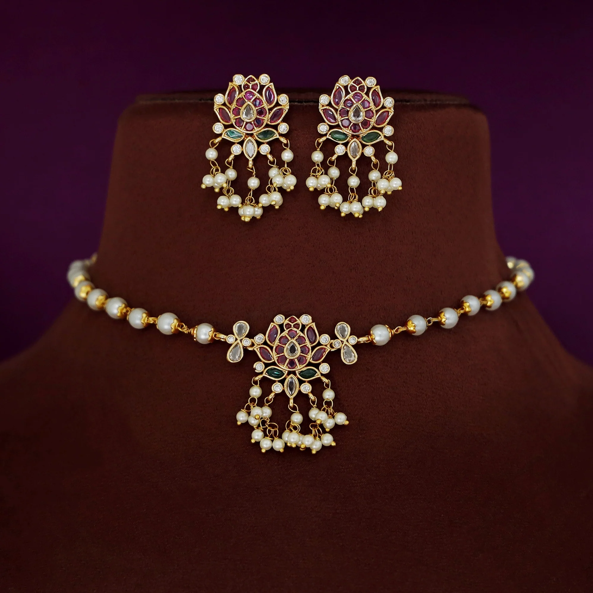 Tamasi Pearl Padhma Short Neckpiece With Earring - Image 6