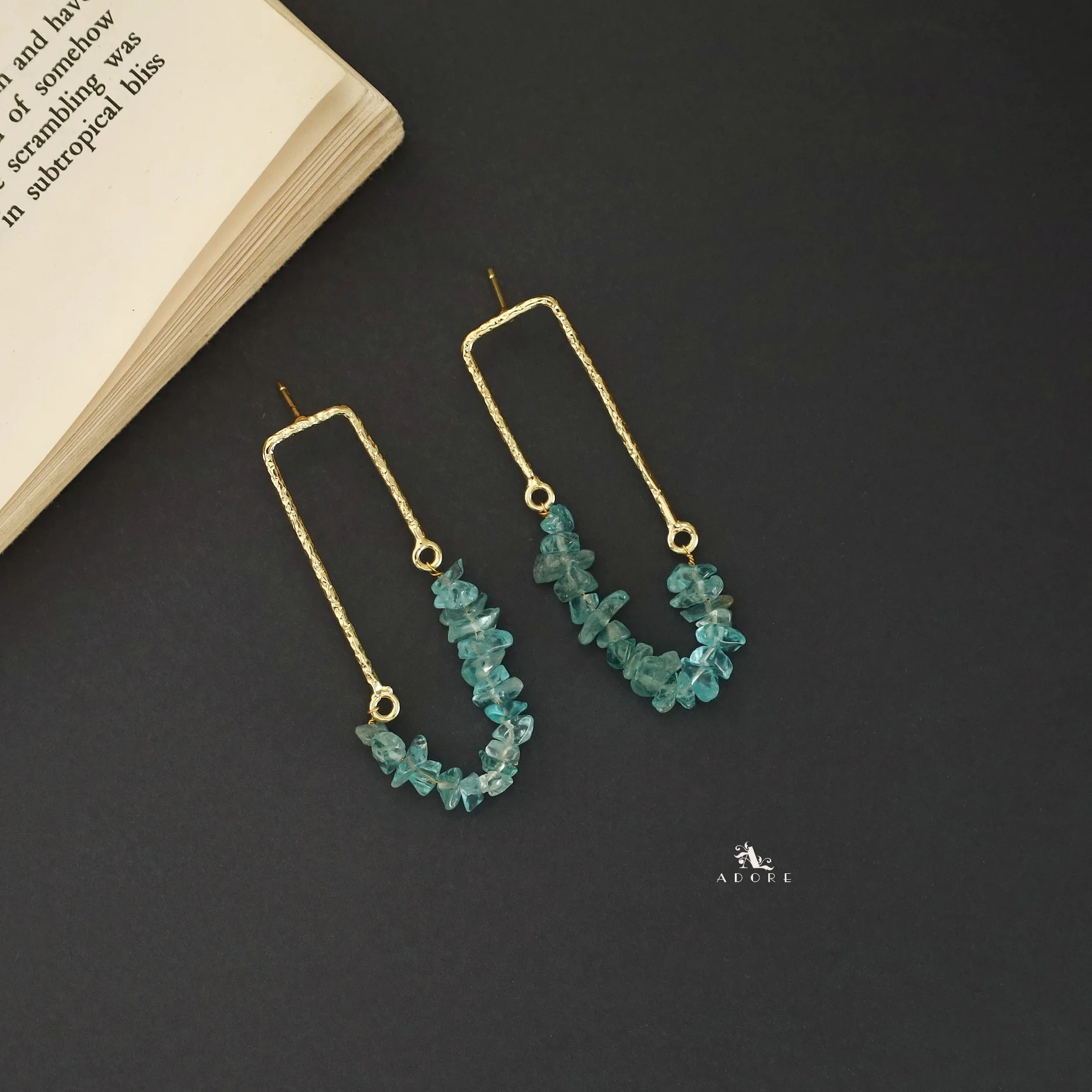 Tamsin Golden Textured Raw Stone Earring - Image 11
