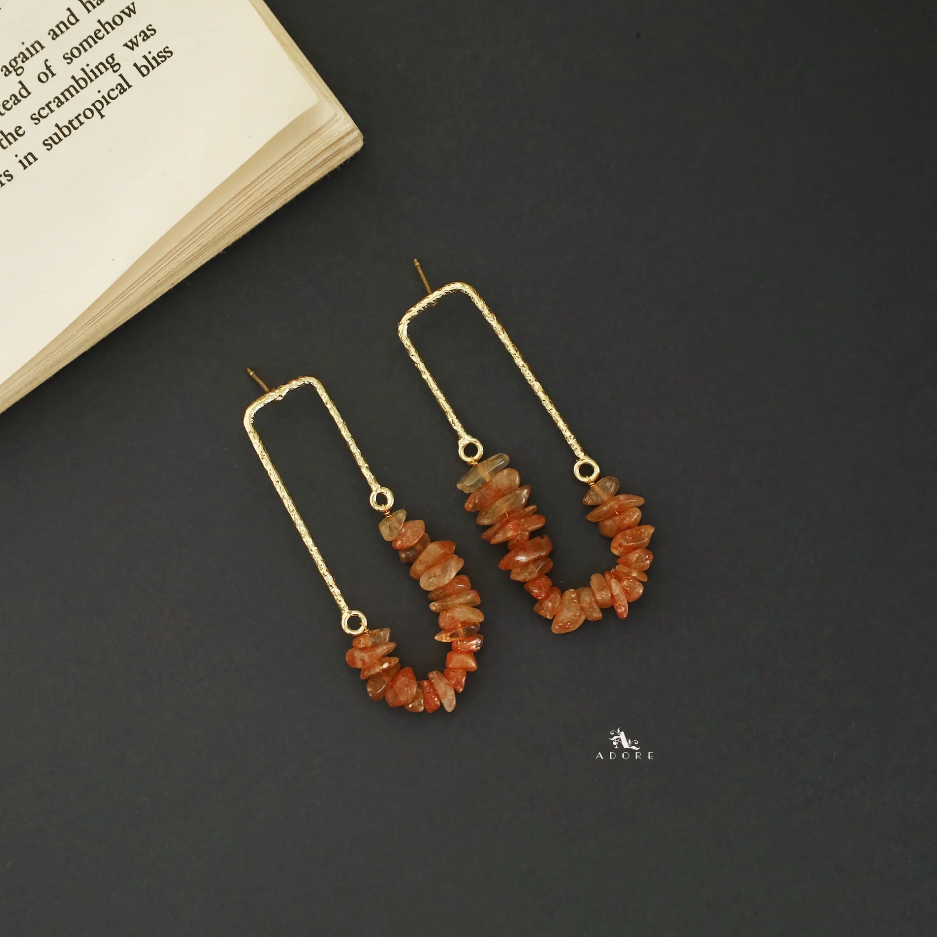 Tamsin Golden Textured Raw Stone Earring - Image 12