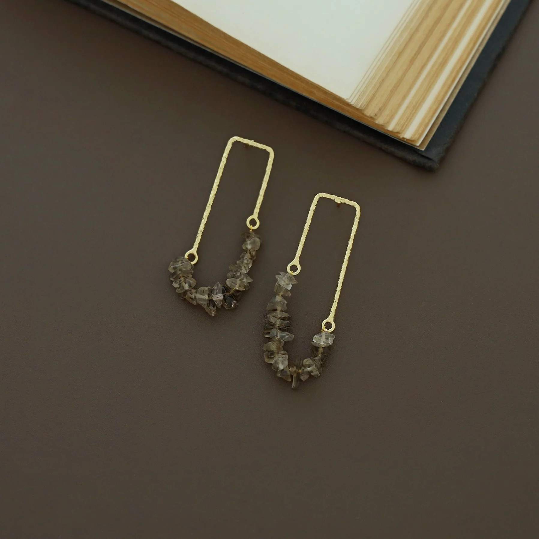 Tamsin Golden Textured Raw Stone Earring - Image 24