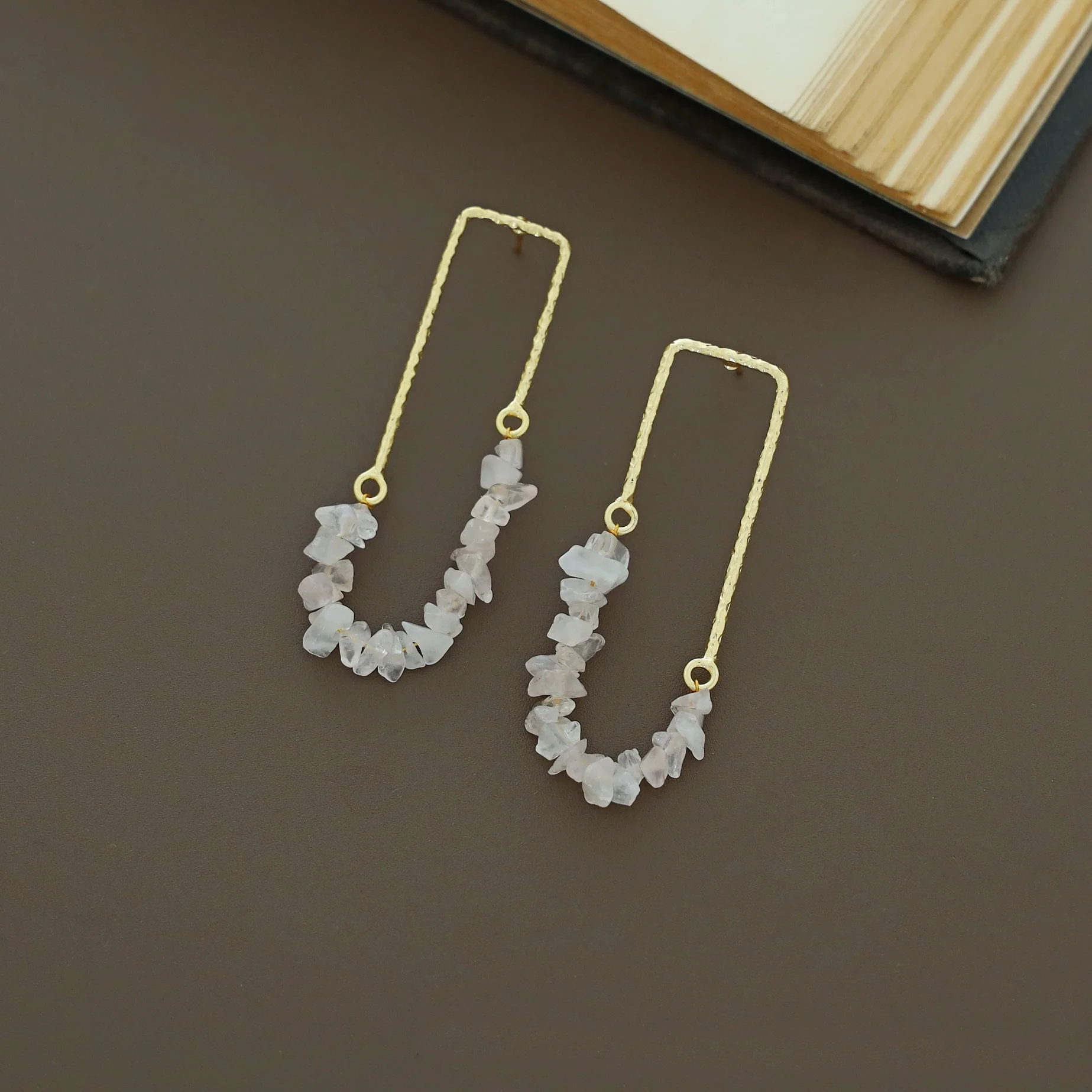 Tamsin Golden Textured Raw Stone Earring - Image 4
