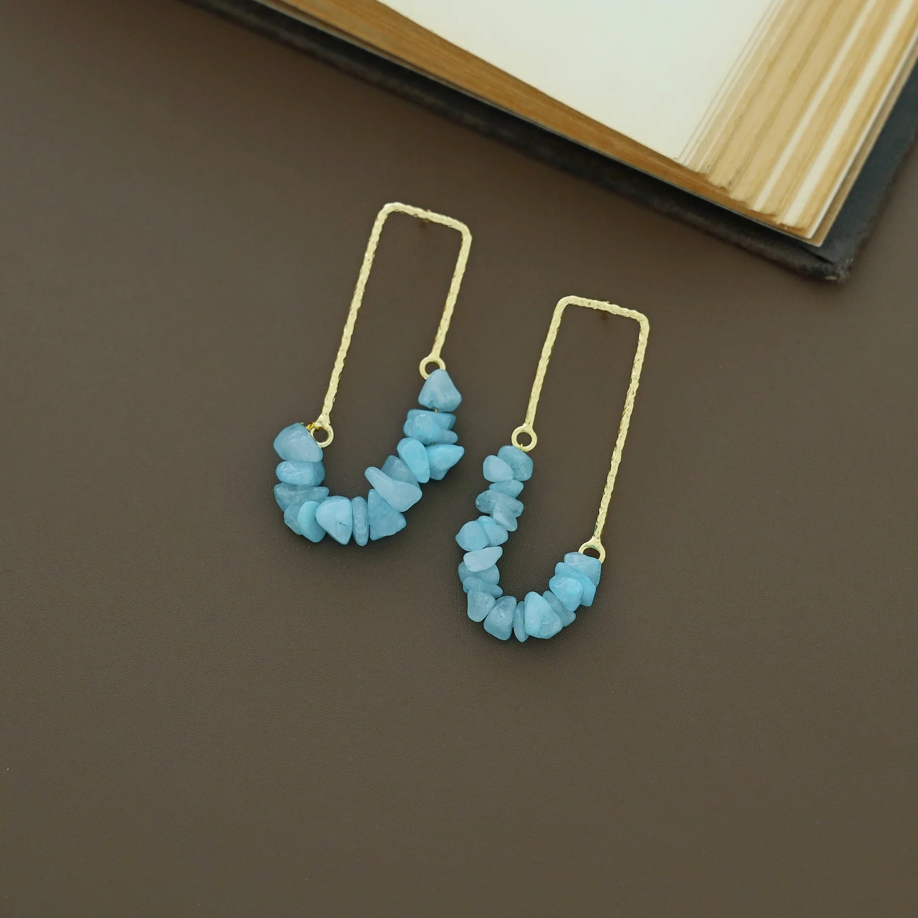 Tamsin Golden Textured Raw Stone Earring - Image 6