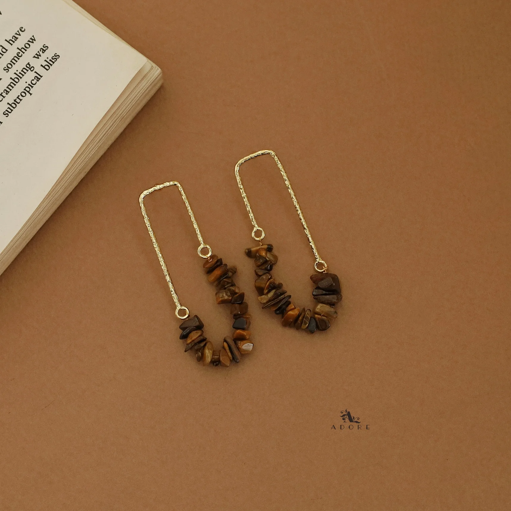 Tamsin Golden Textured Raw Stone Earring - Image 8