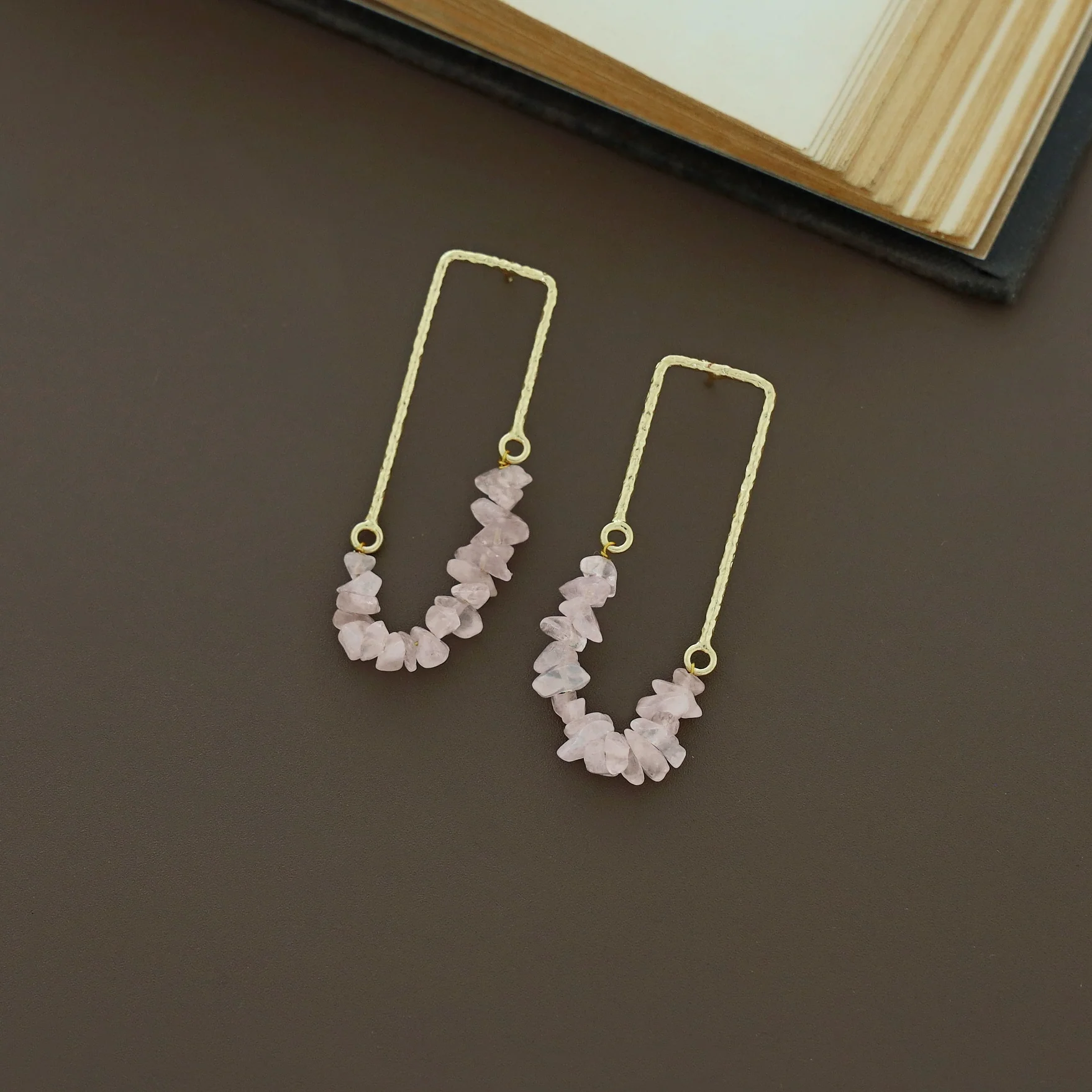 Tamsin Golden Textured Raw Stone Earring - Image 9