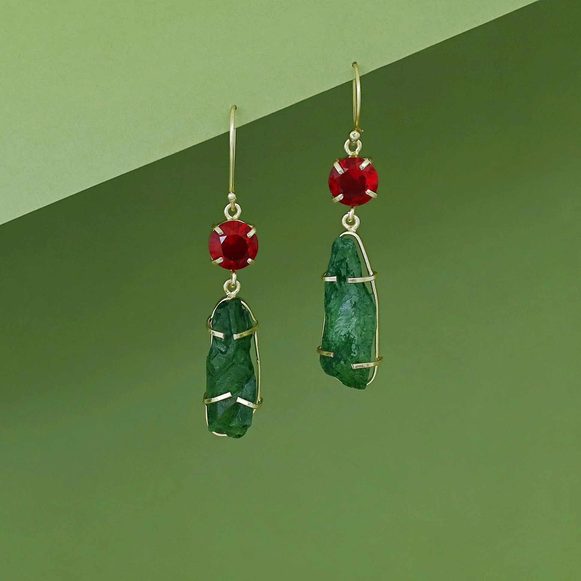 Tamsina Golden Claw Glossy + Dyed Stone Drop - Image 3