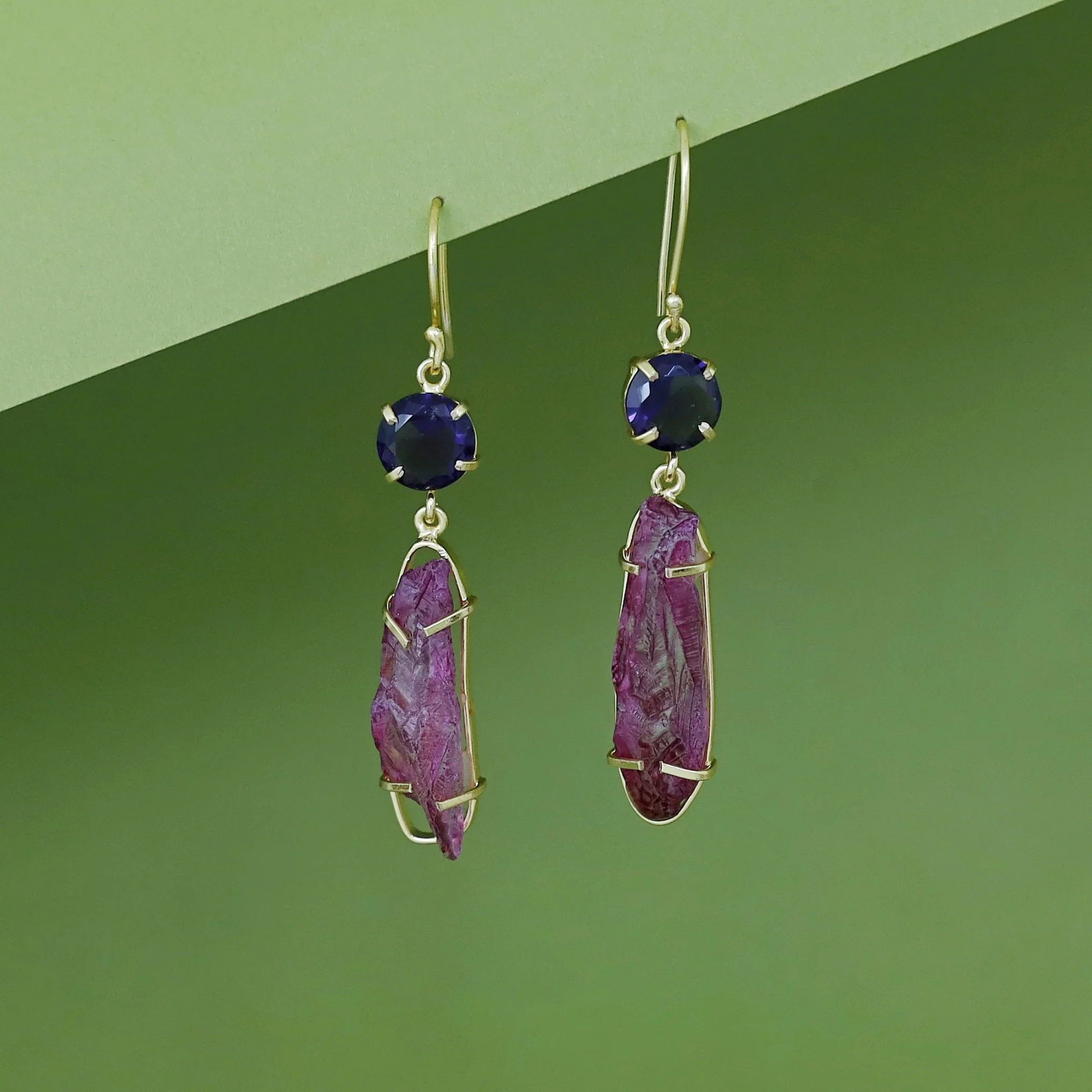 Tamsina Golden Claw Glossy + Dyed Stone Drop - Image 6