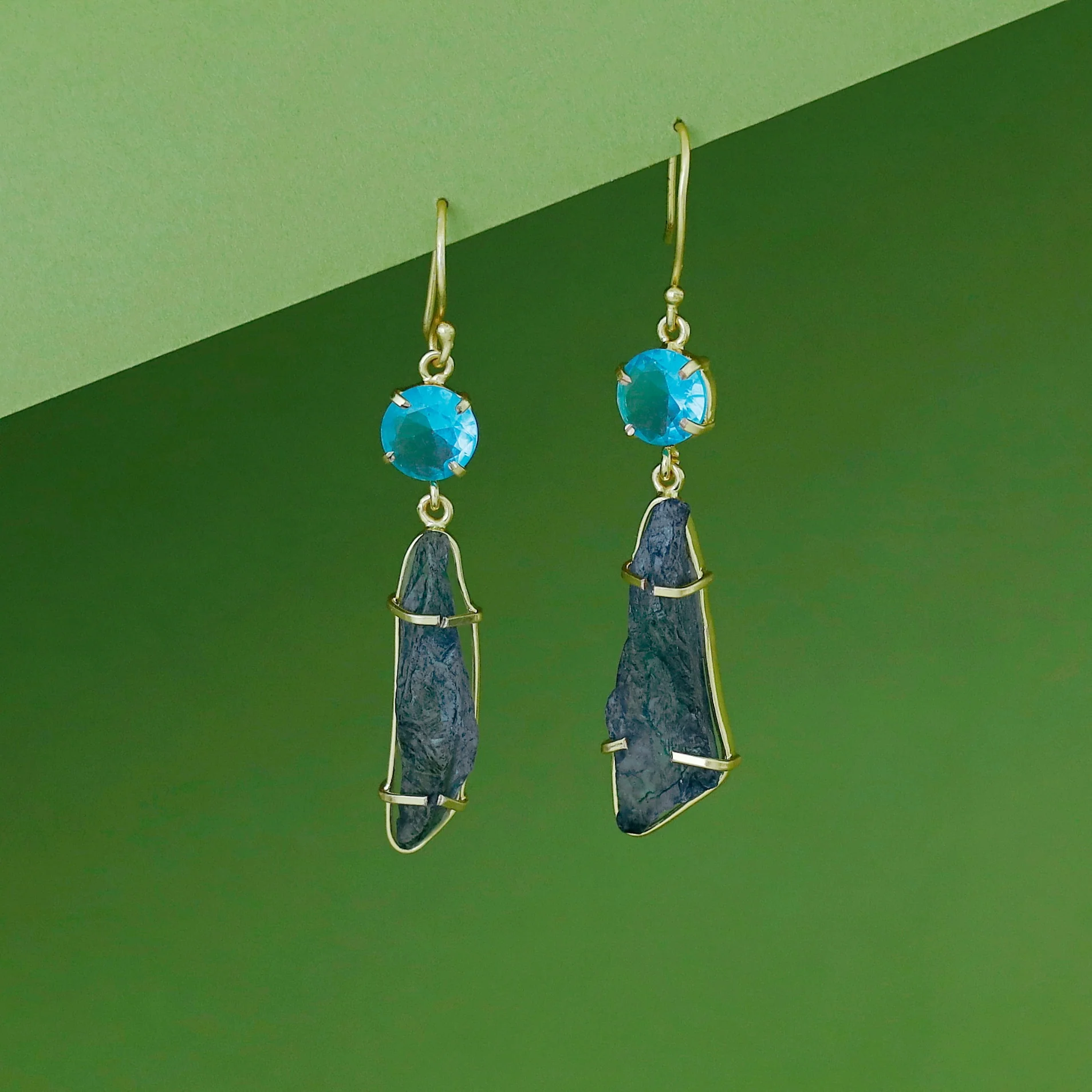 Tamsina Golden Claw Glossy + Dyed Stone Drop - Image 7