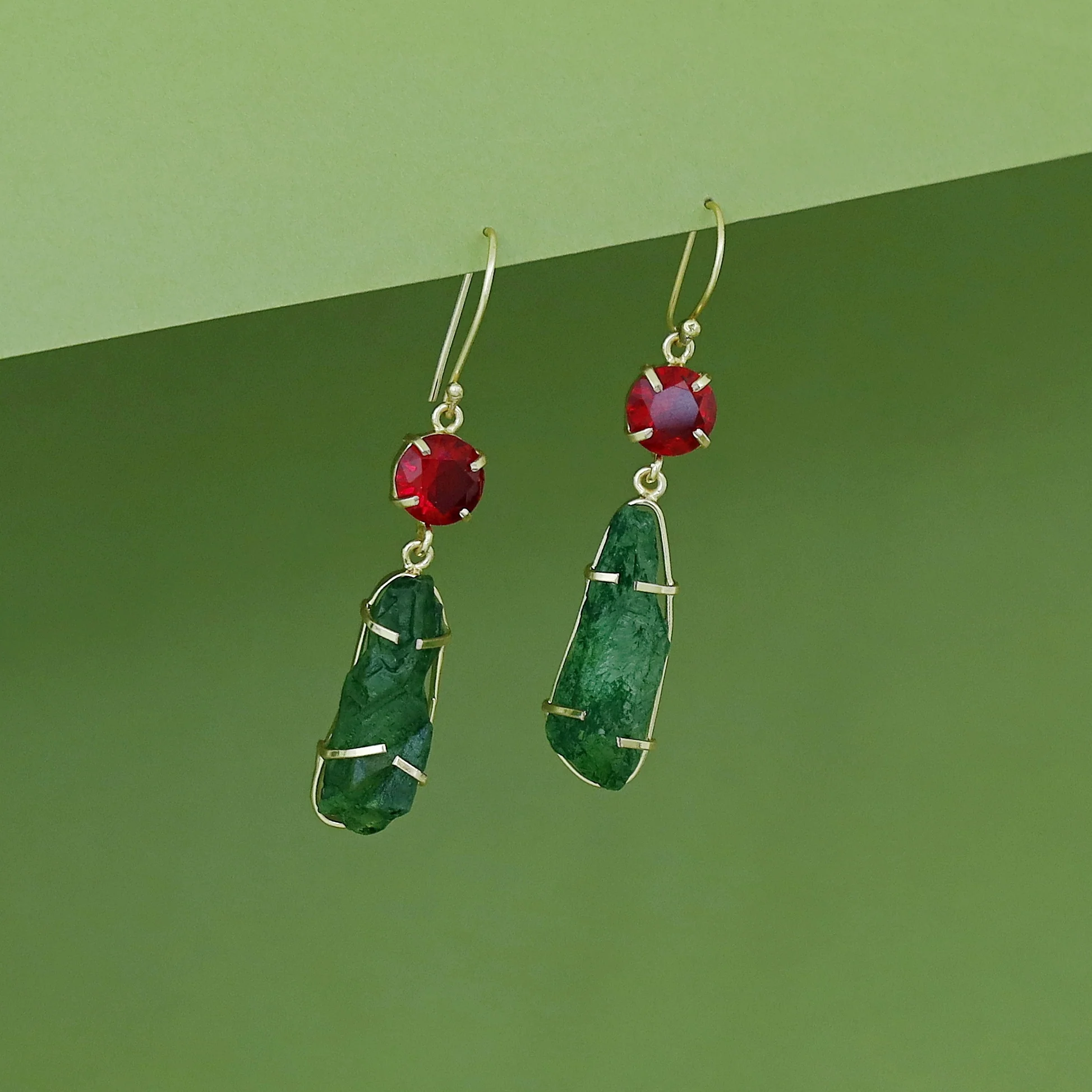 Tamsina Golden Claw Glossy + Dyed Stone Drop - Image 8