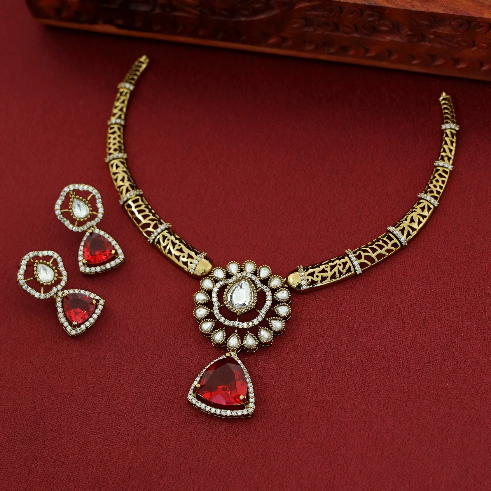 Tanaira AD Stone Stiff Wing Neckpiece With Earring - Image 5