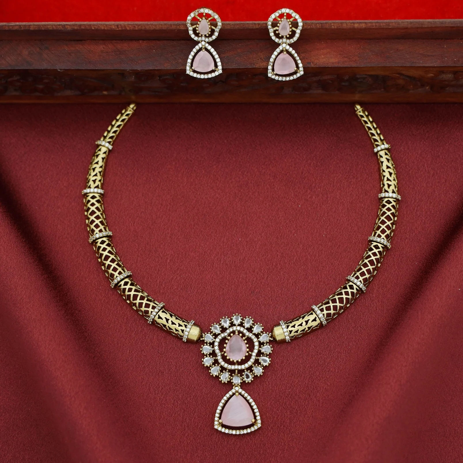 Tanaira AD Stone Stiff Wing Neckpiece With Earring - Image 8