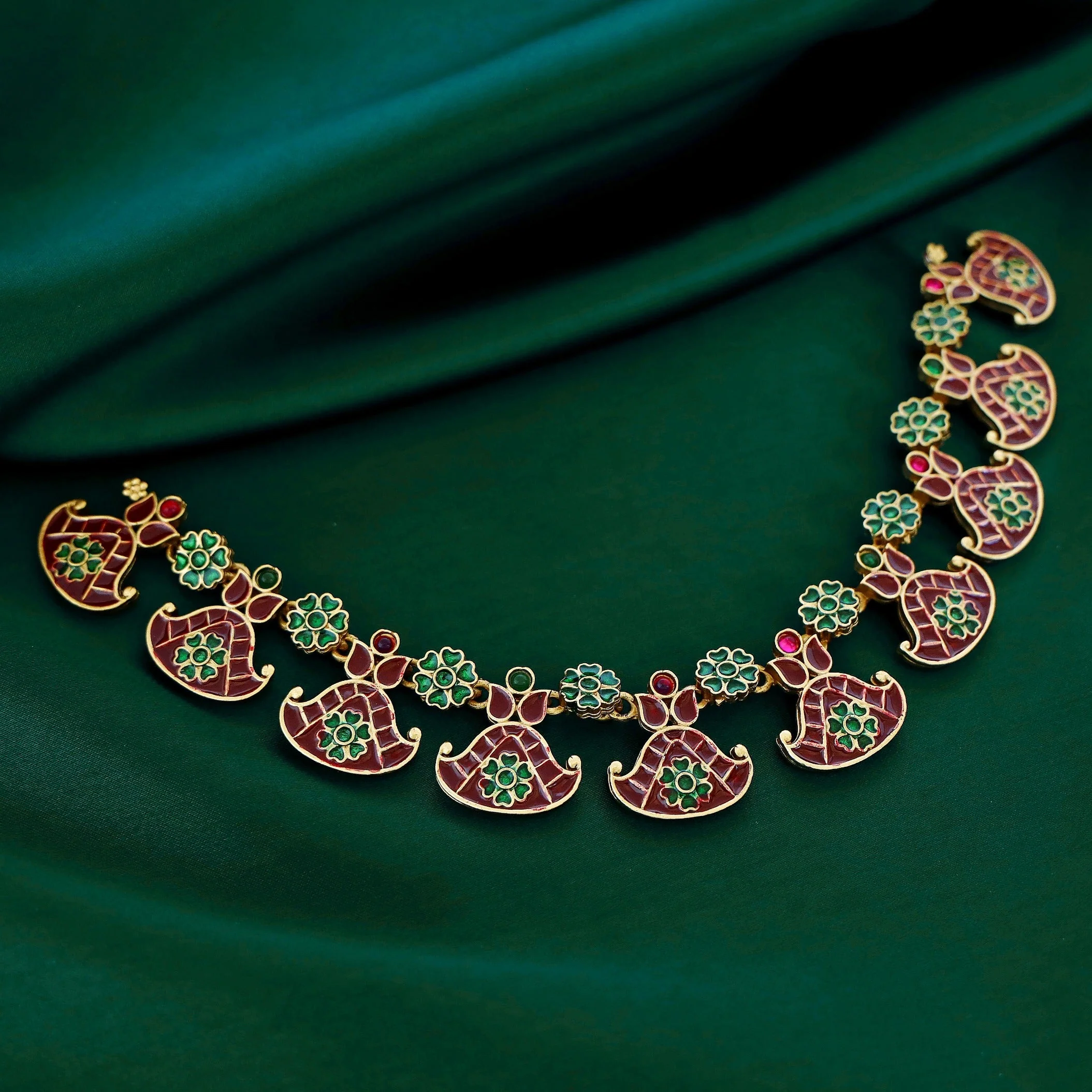 Tanima Neckpiece With Earring - Image 2