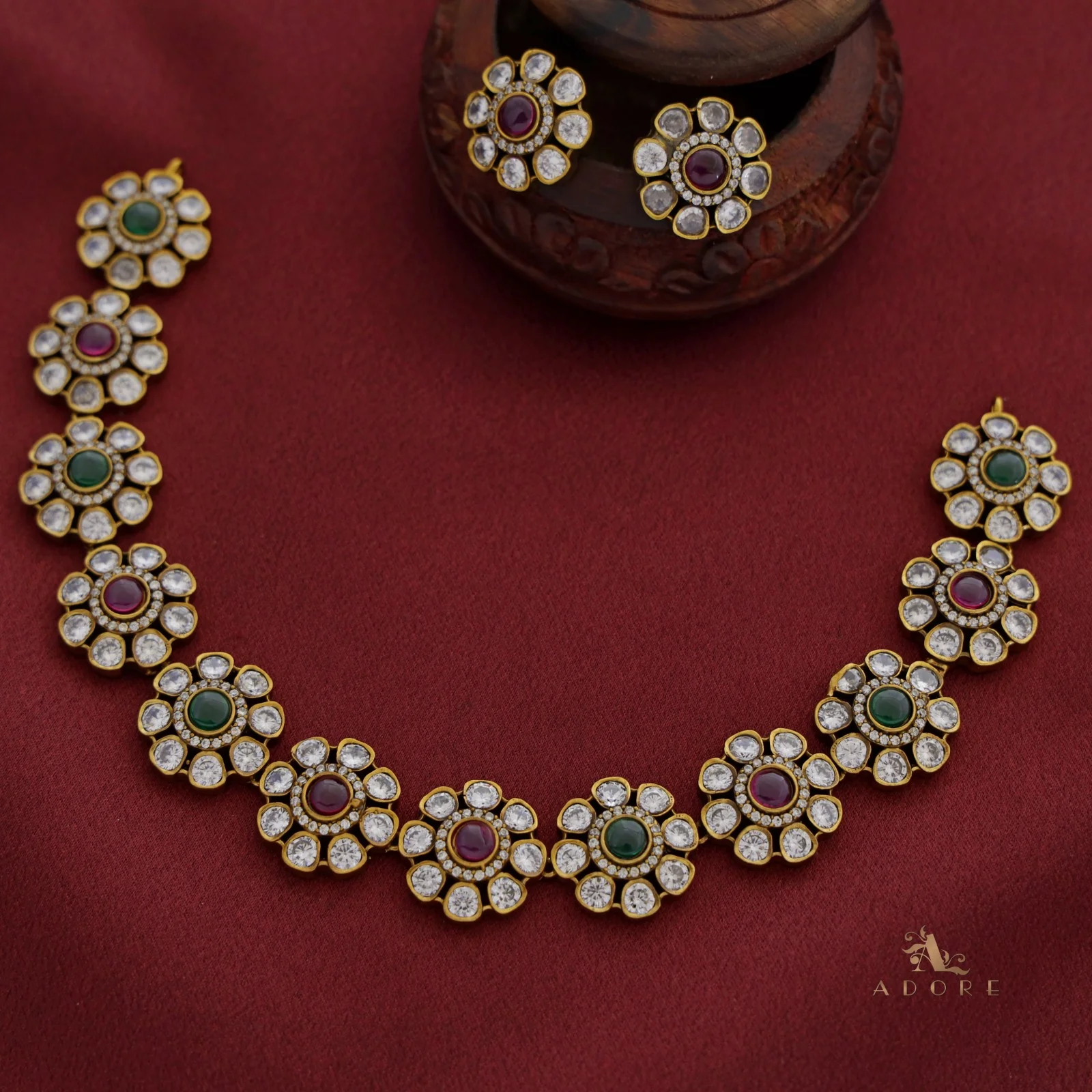 Tanmayi Premium Flower Neckpiece With Stud - Image 3