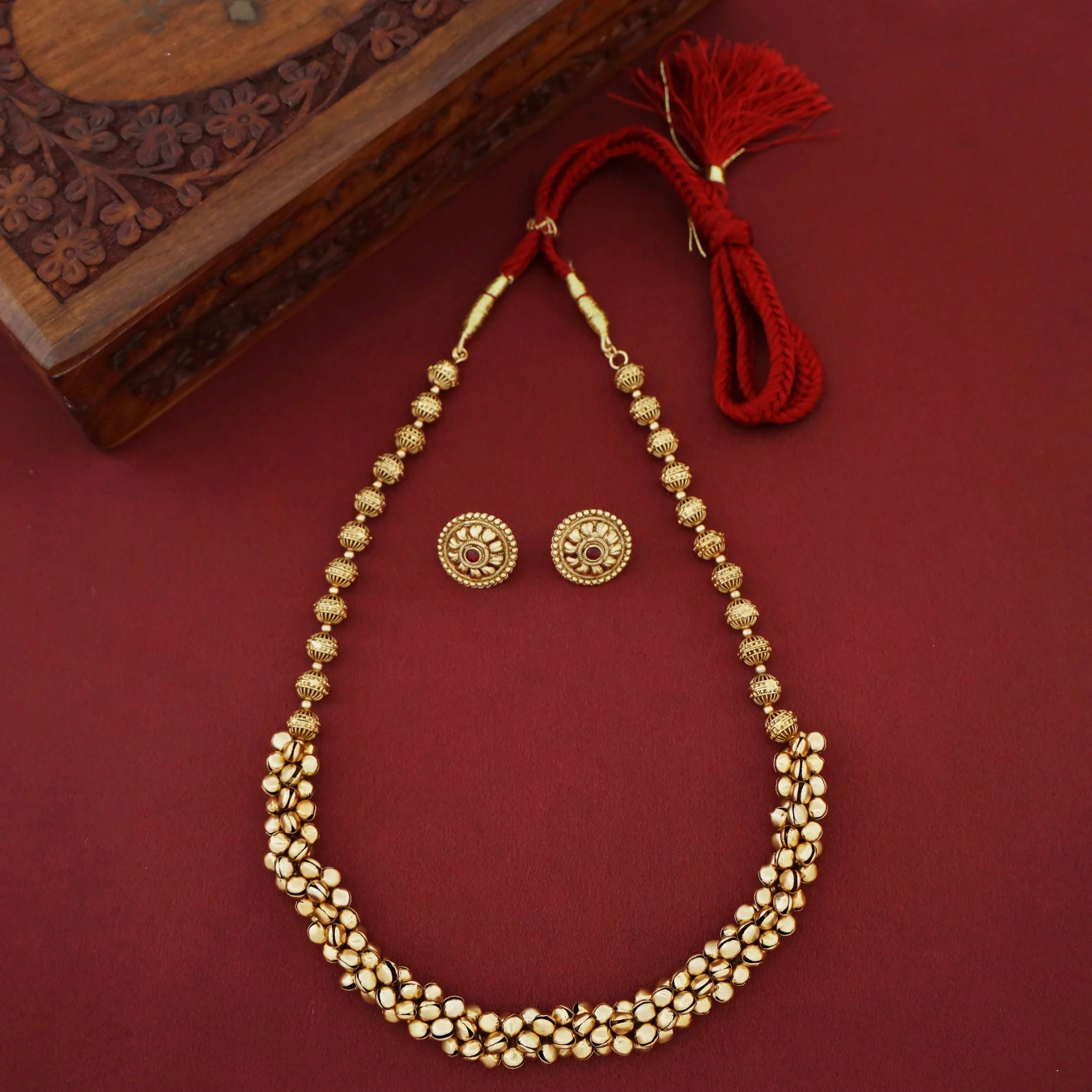 Tanvee Golden Ball Ghungroo Long Neckpiece With Stud - Image 4