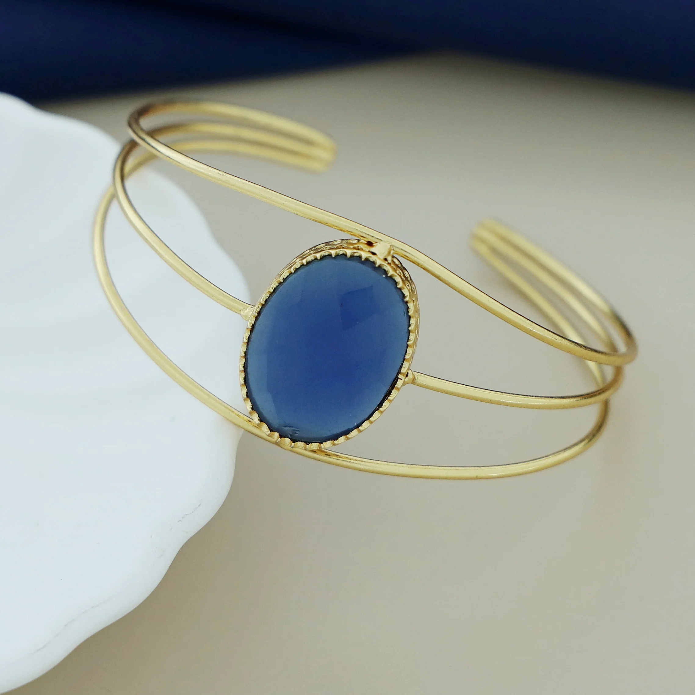 Tanya Golden 3 Layer Oval Glossy Bangle - Image 7