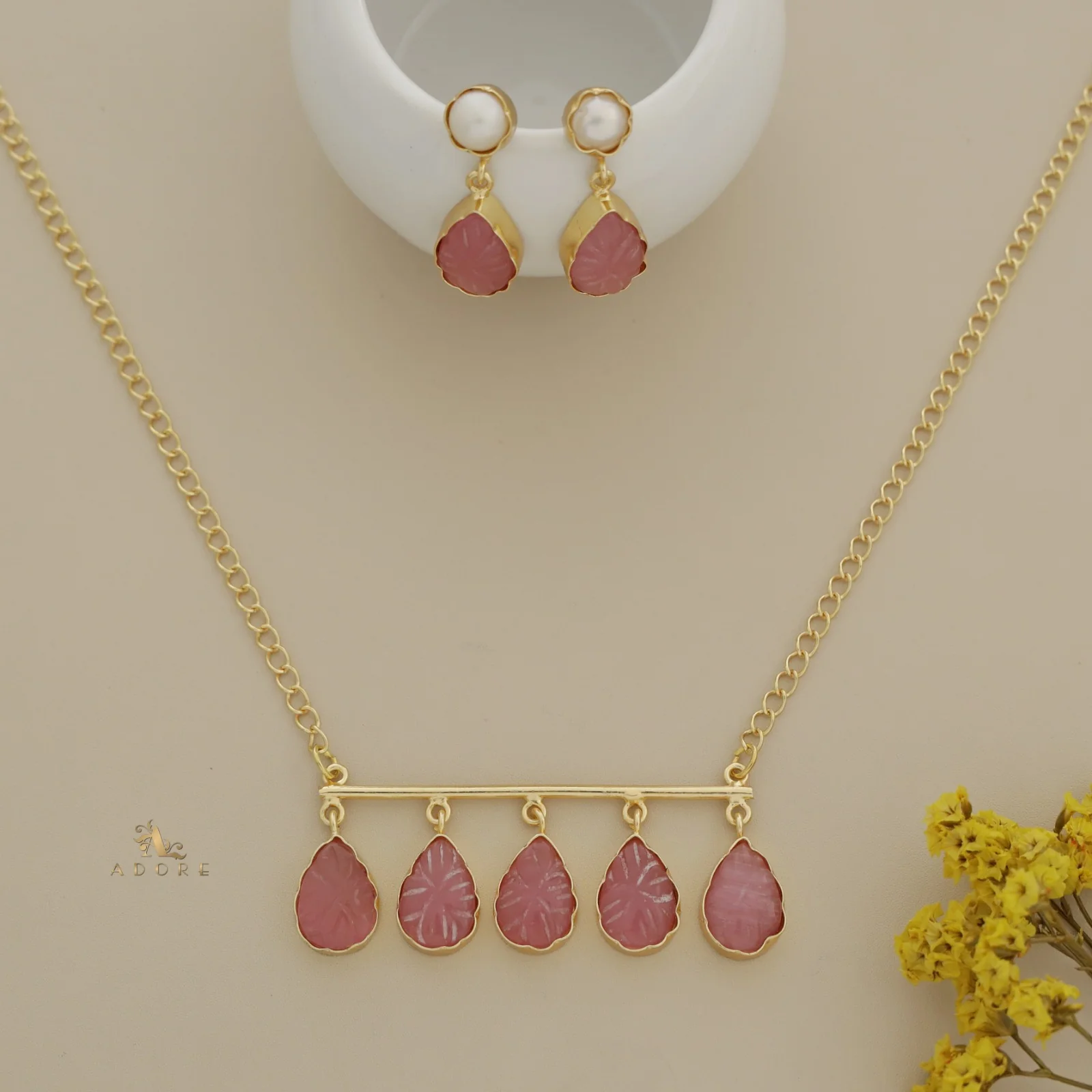 Tapsi 5 Carved Stone Neckpiece With Earring - Image 35