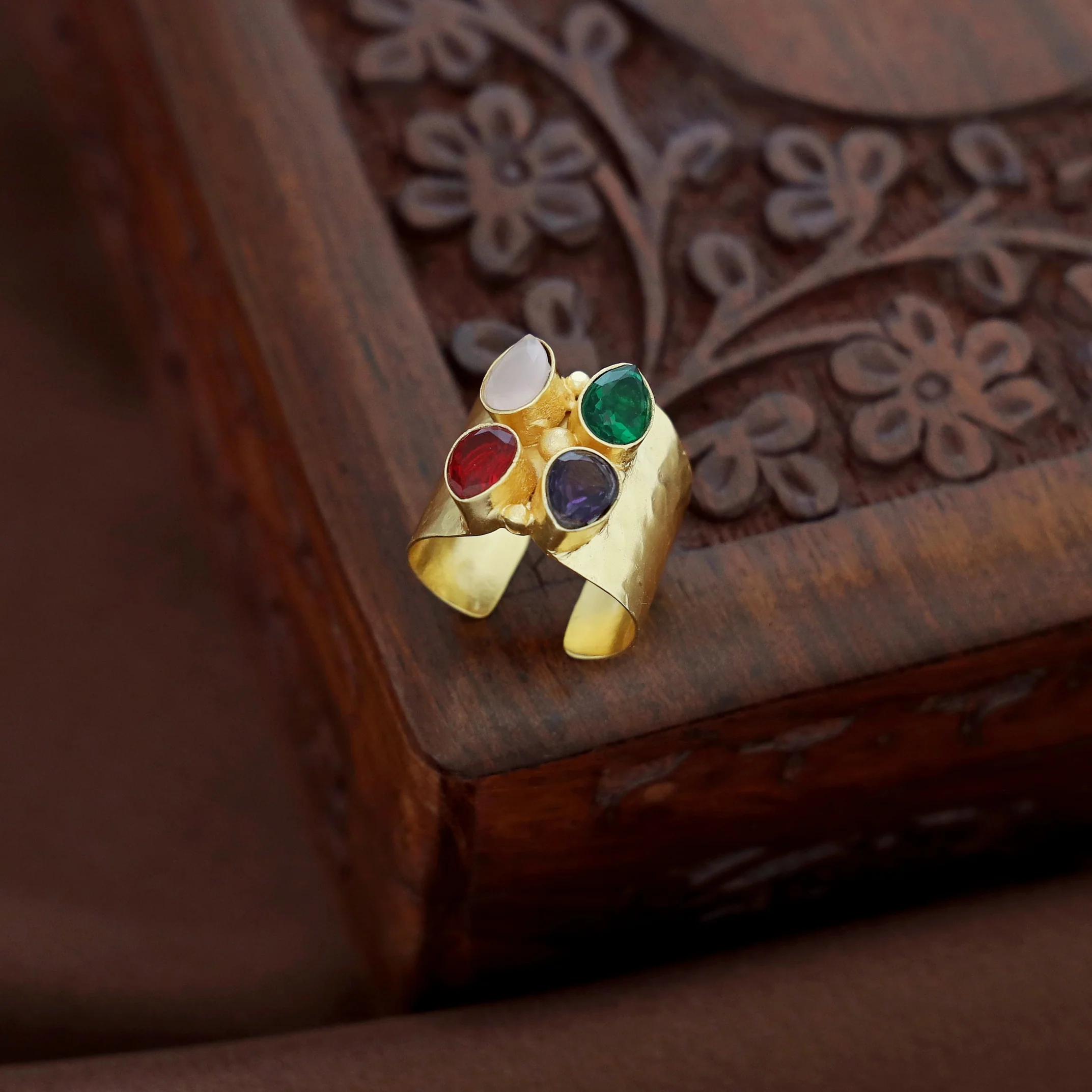 Tarana Golden Tetra Glossy Ring - Image 10