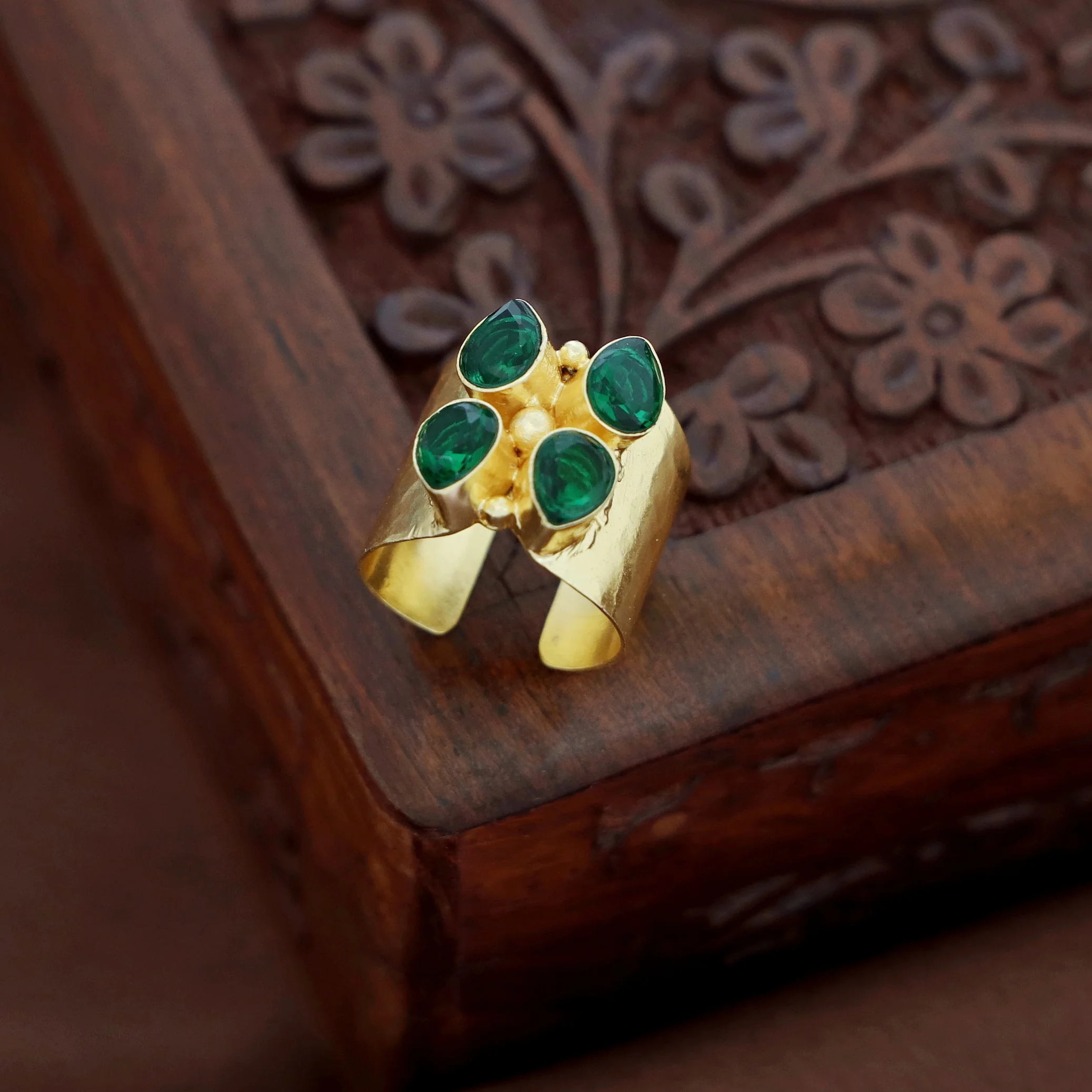 Tarana Golden Tetra Glossy Ring - Image 3