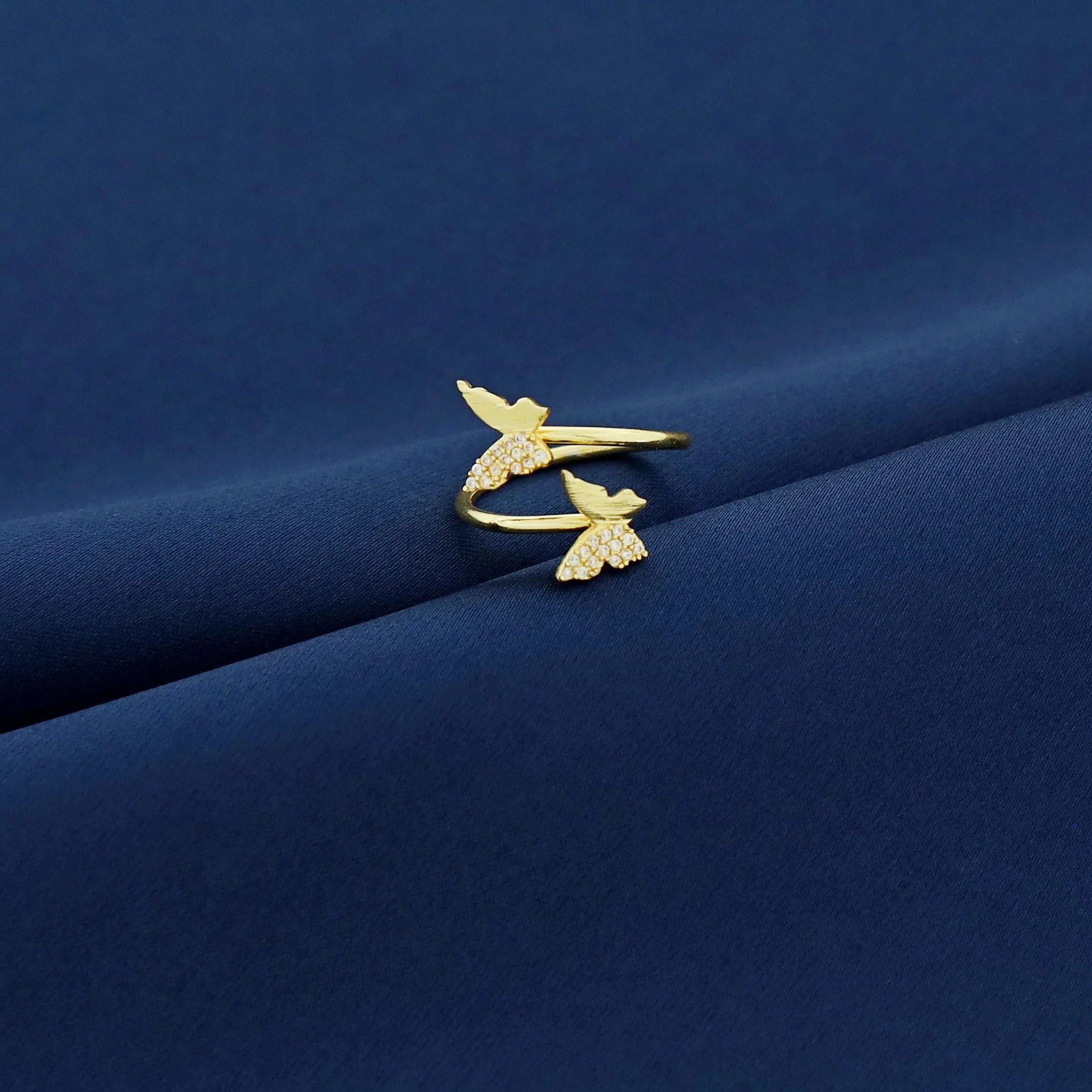 Adhara Golden Dual Butterfly Pearl Ring - Image 2