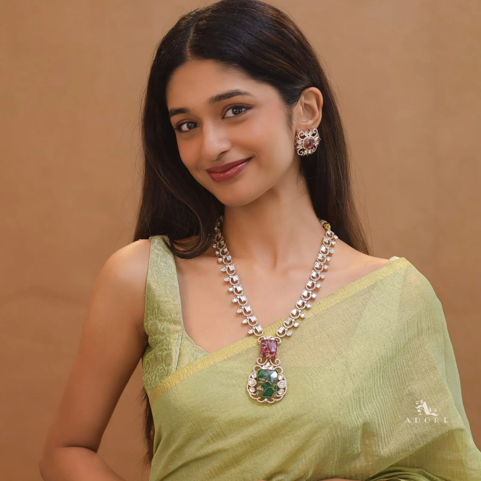 Tarinika Kundan Stone Neckpiece With Earring - Image 3