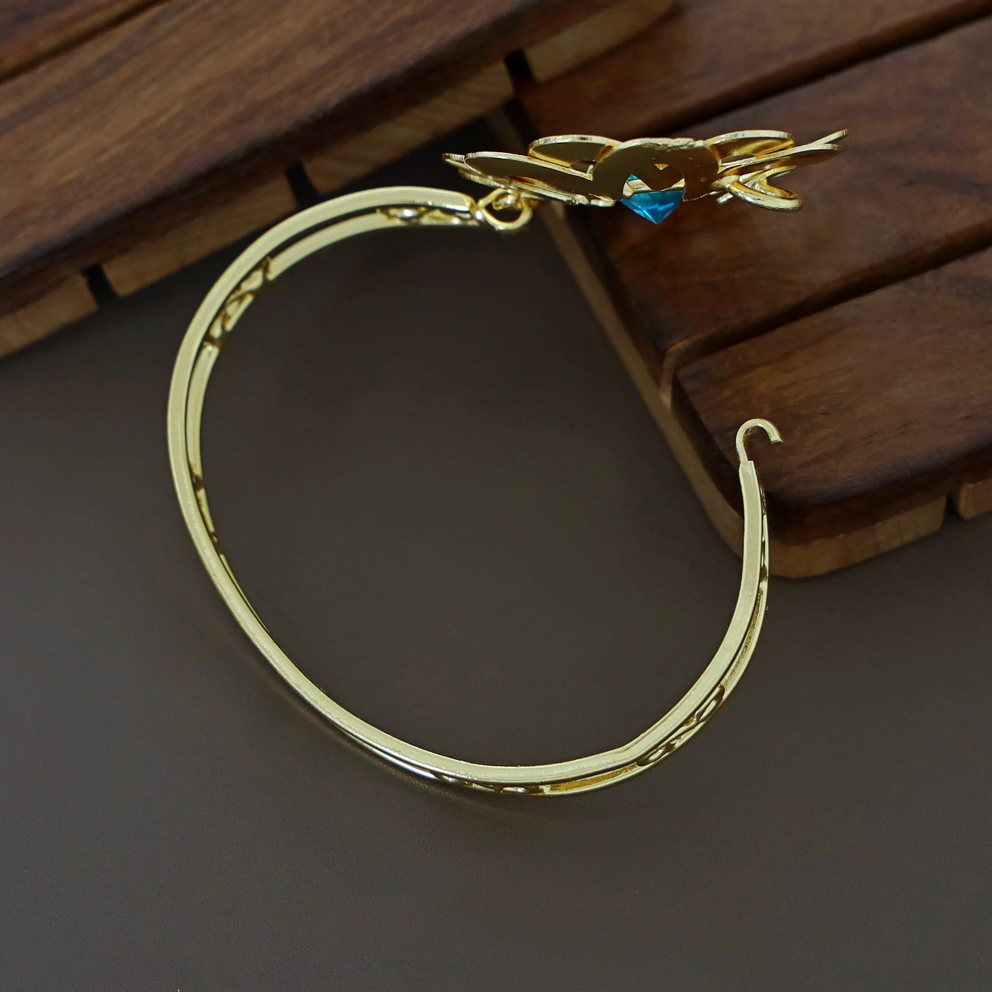 Tarnisha Golden Floral Bangle - Image 12