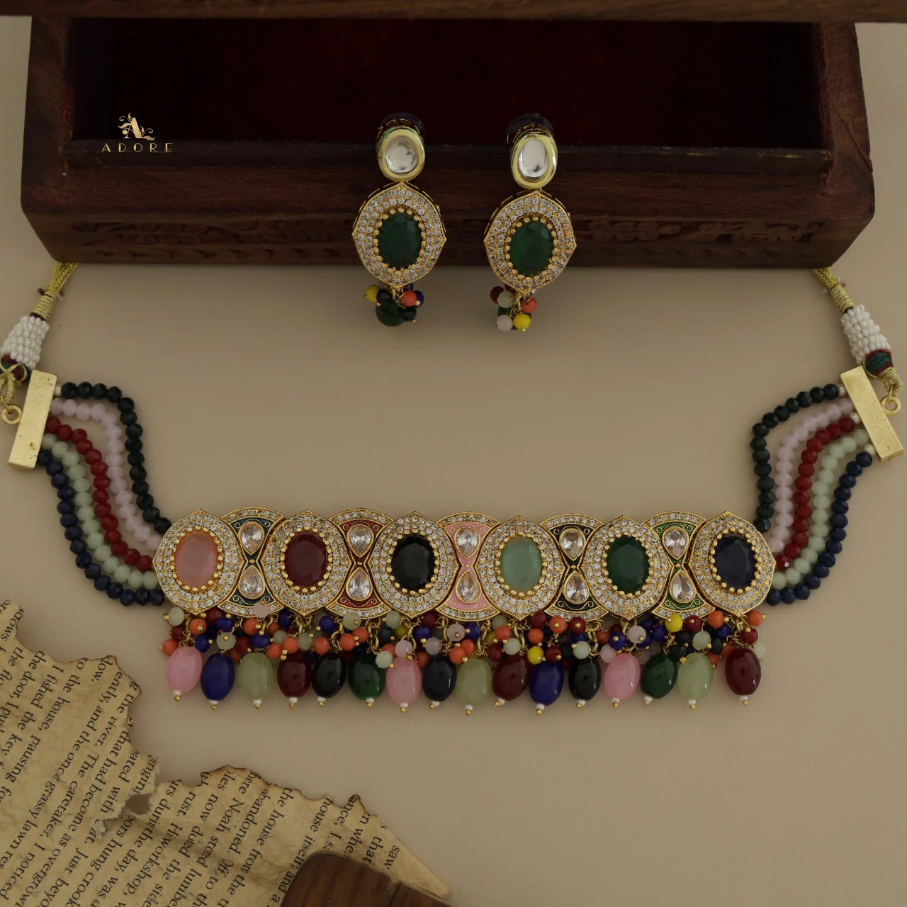 Taruni Kundan Choker With Stud - Image 19