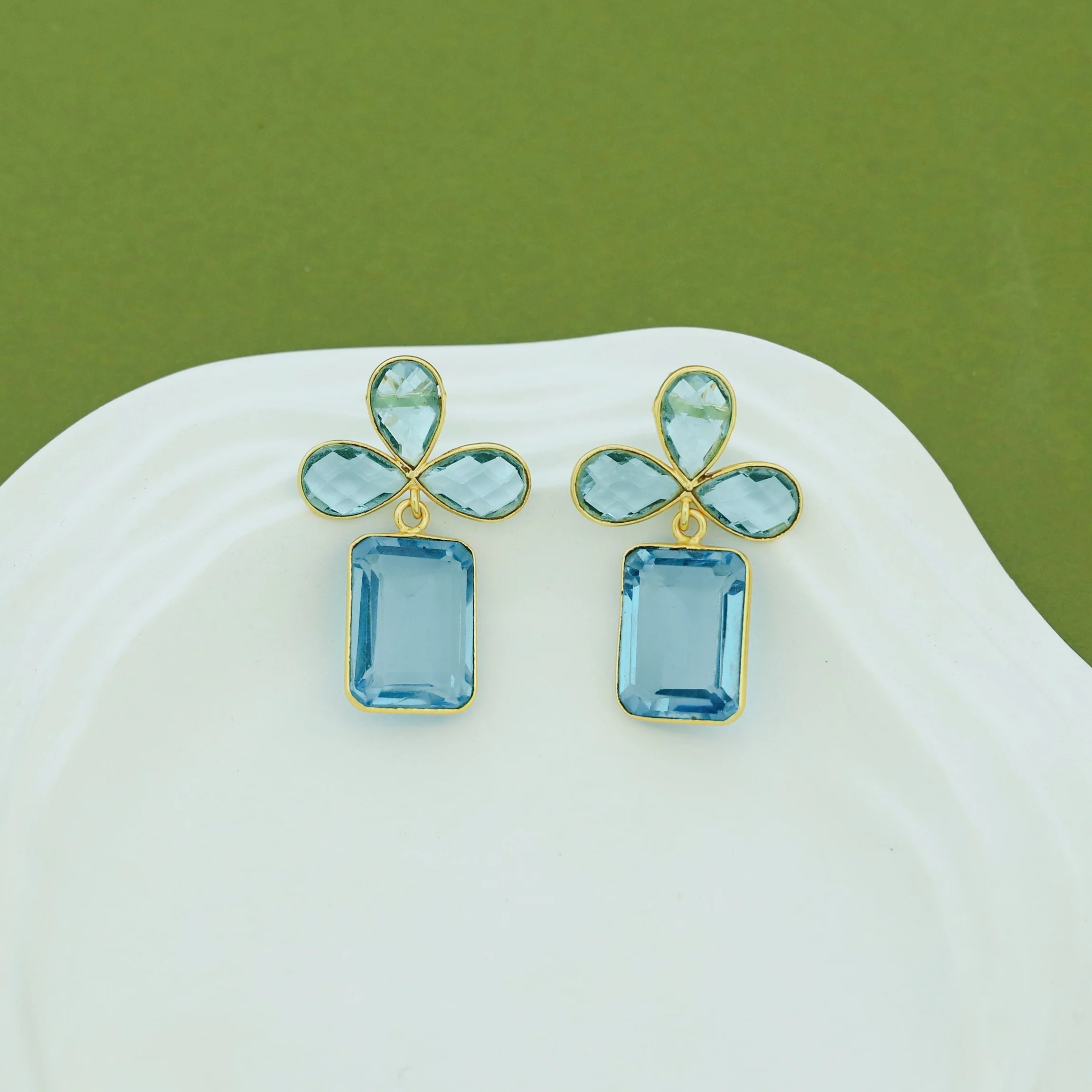 Tavisha Half Flower Rectangle Glossy Earring - Image 6
