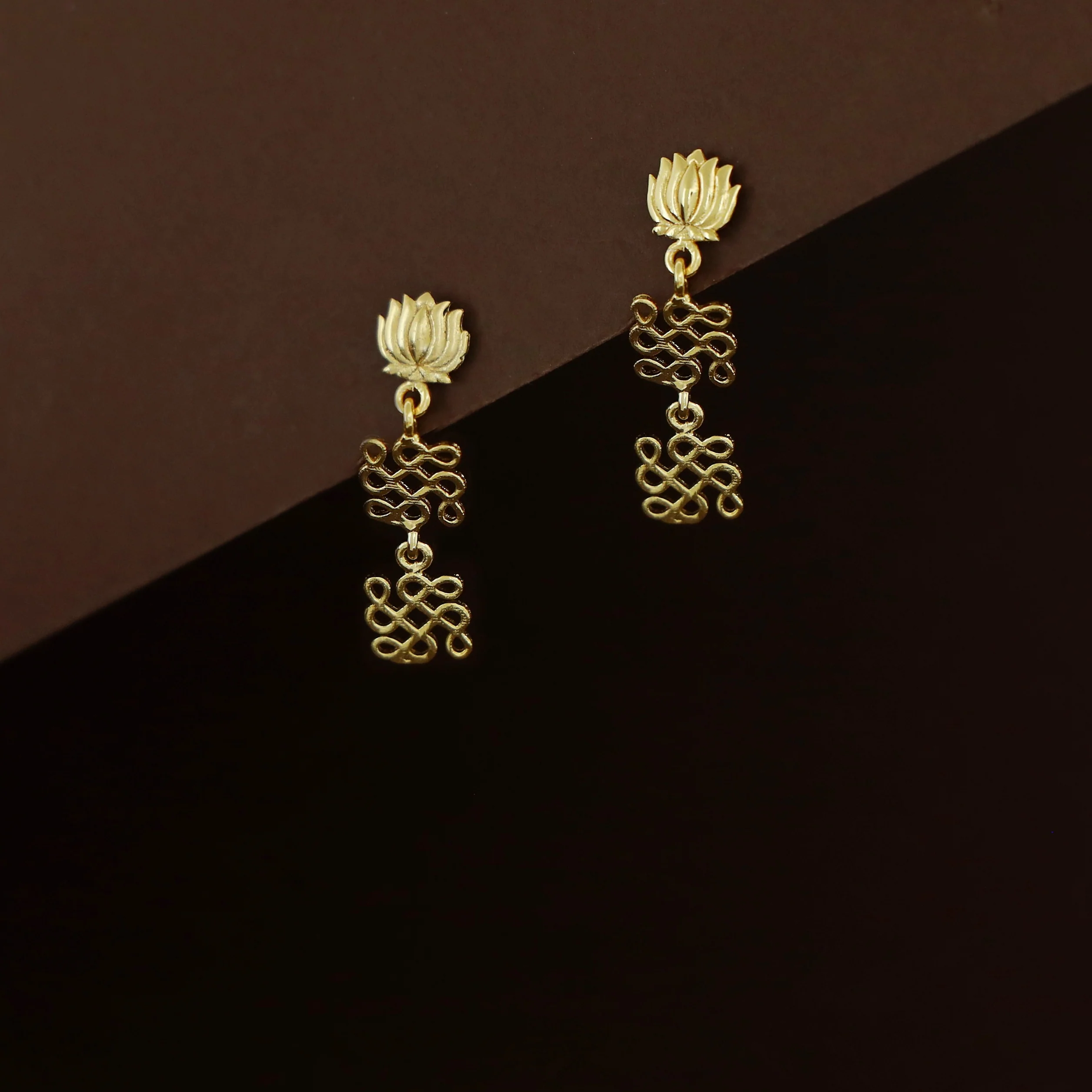 Telese Golden Dual Knot Lotus Earring - Image 3